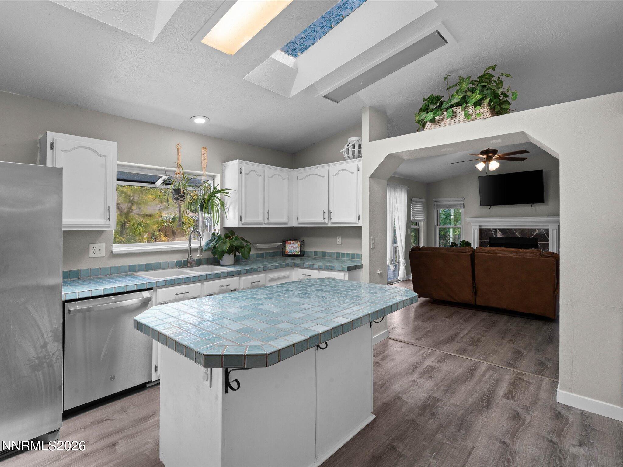 249 Ave De La Couleurs Property Photo 14