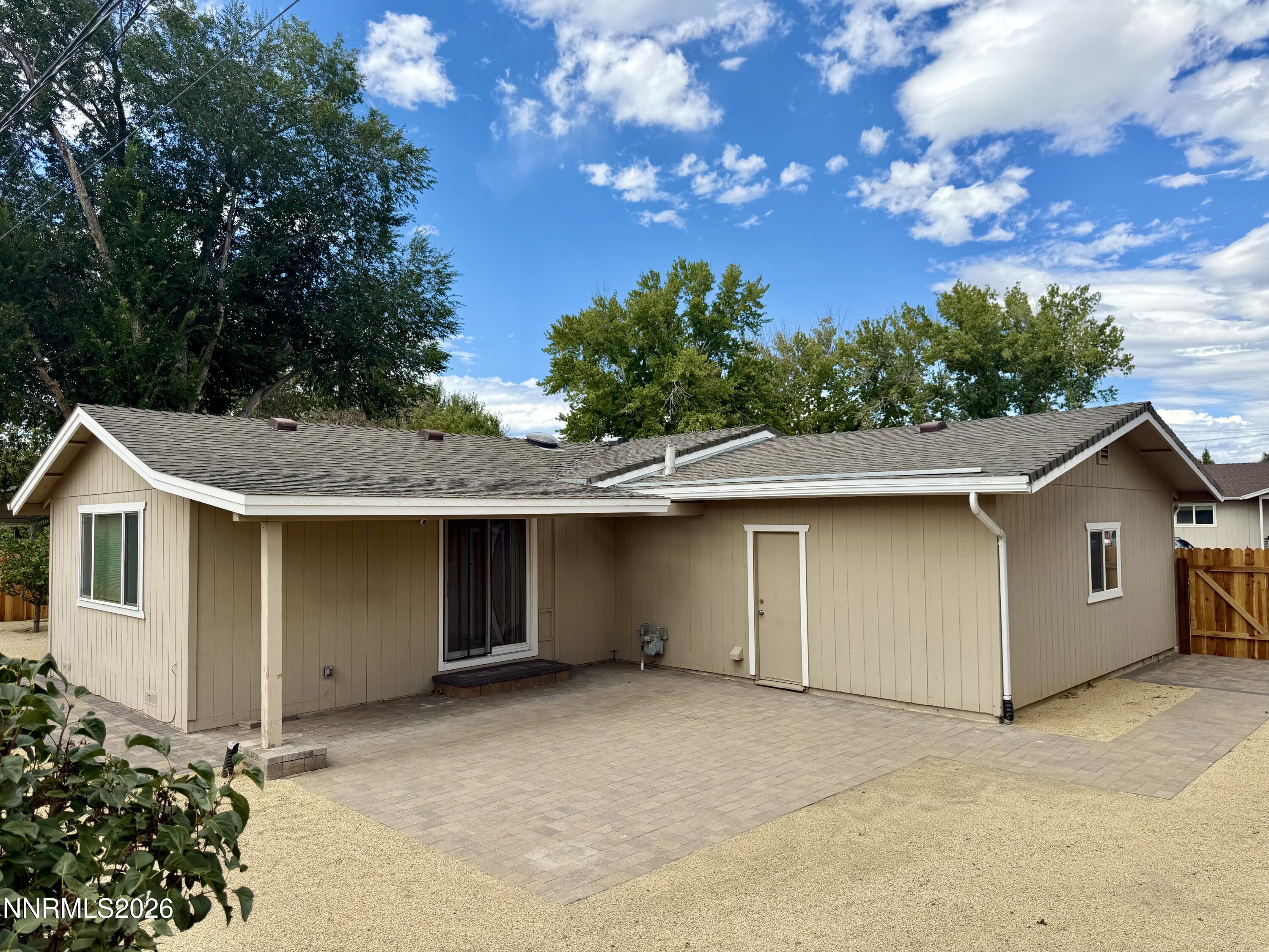 1315 Toiyabe Avenue Property Photo 5