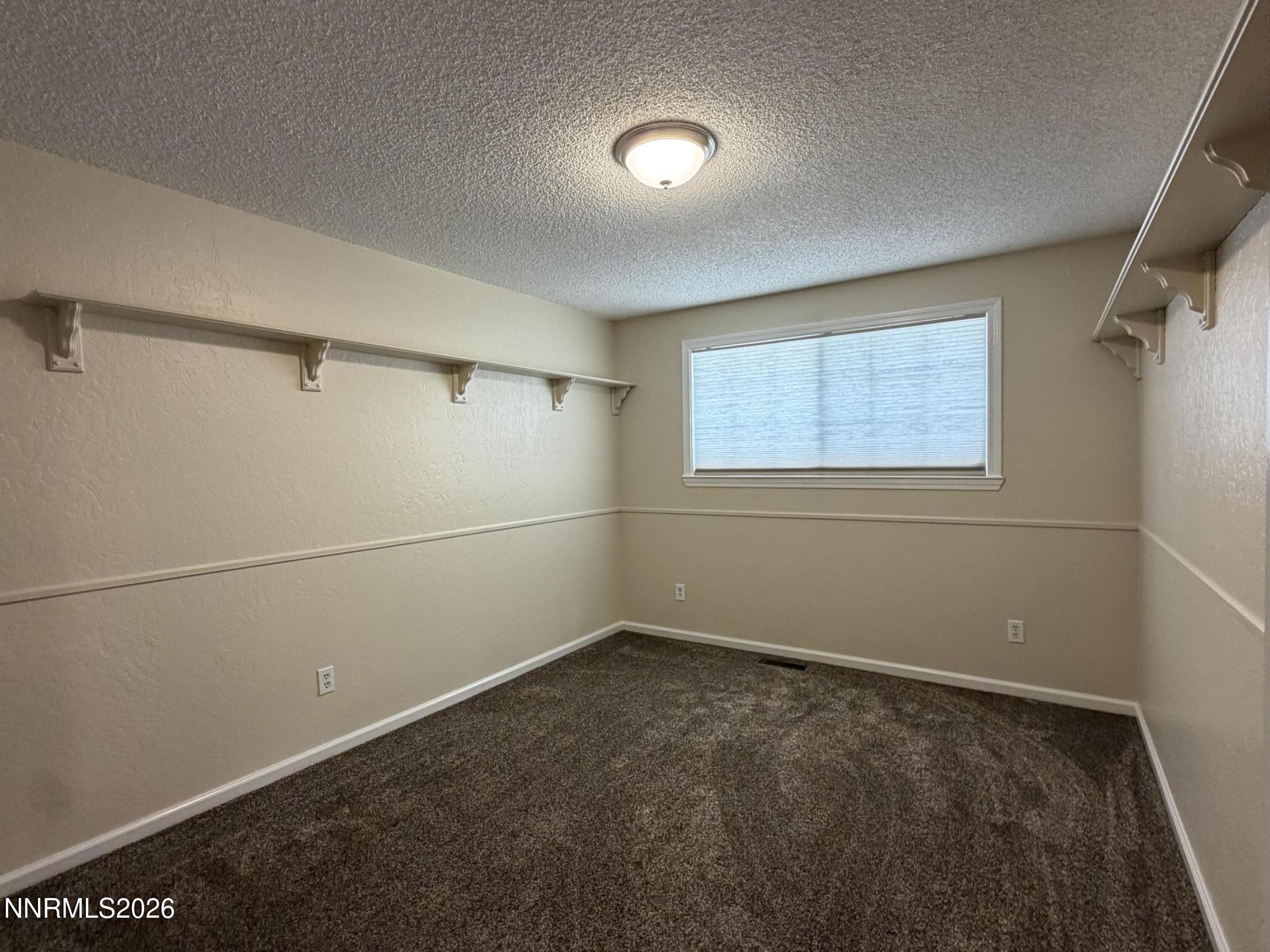 1315 Toiyabe Avenue Property Photo 19