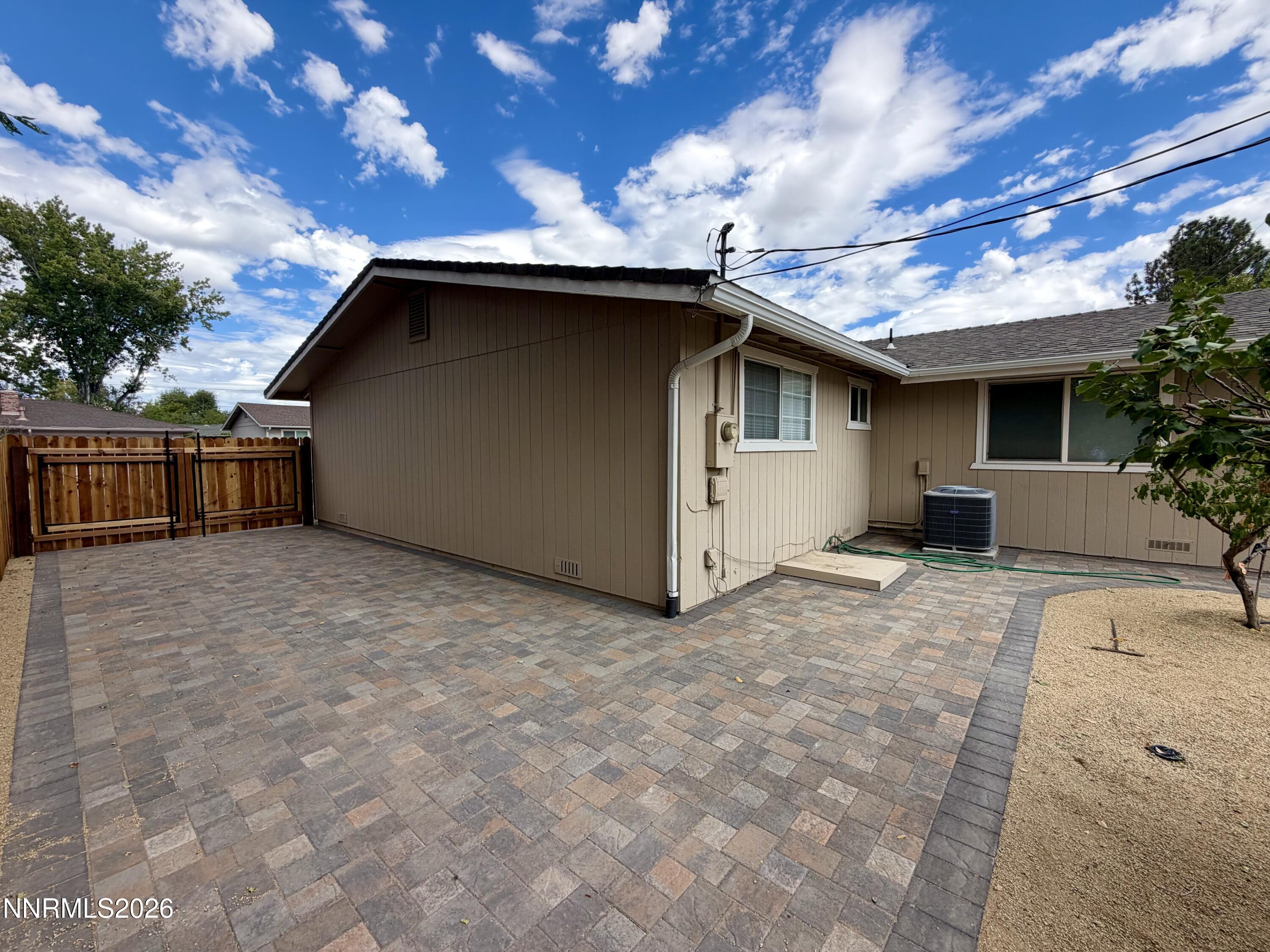 1315 Toiyabe Avenue Property Photo 23