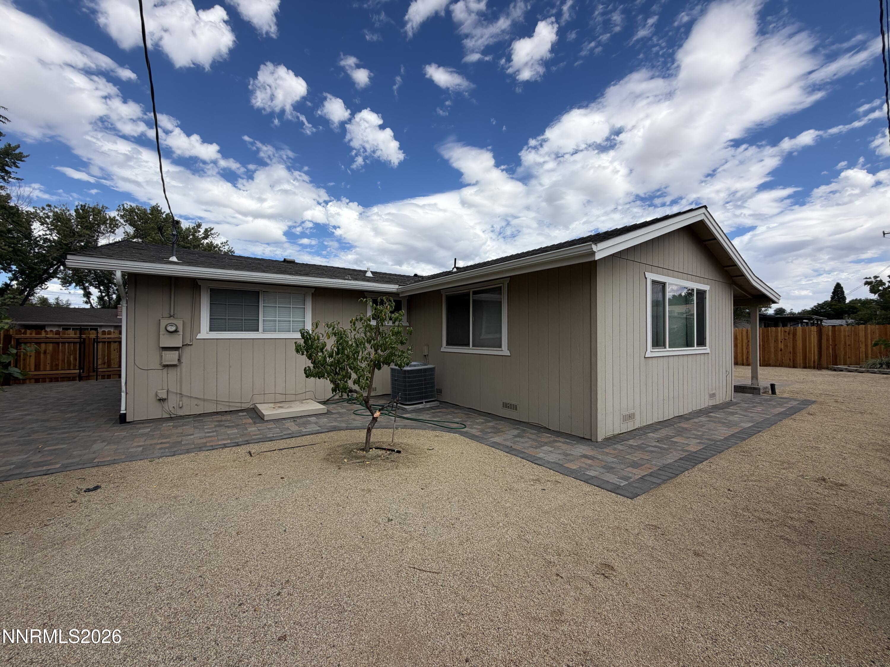 1315 Toiyabe Avenue Property Photo 25