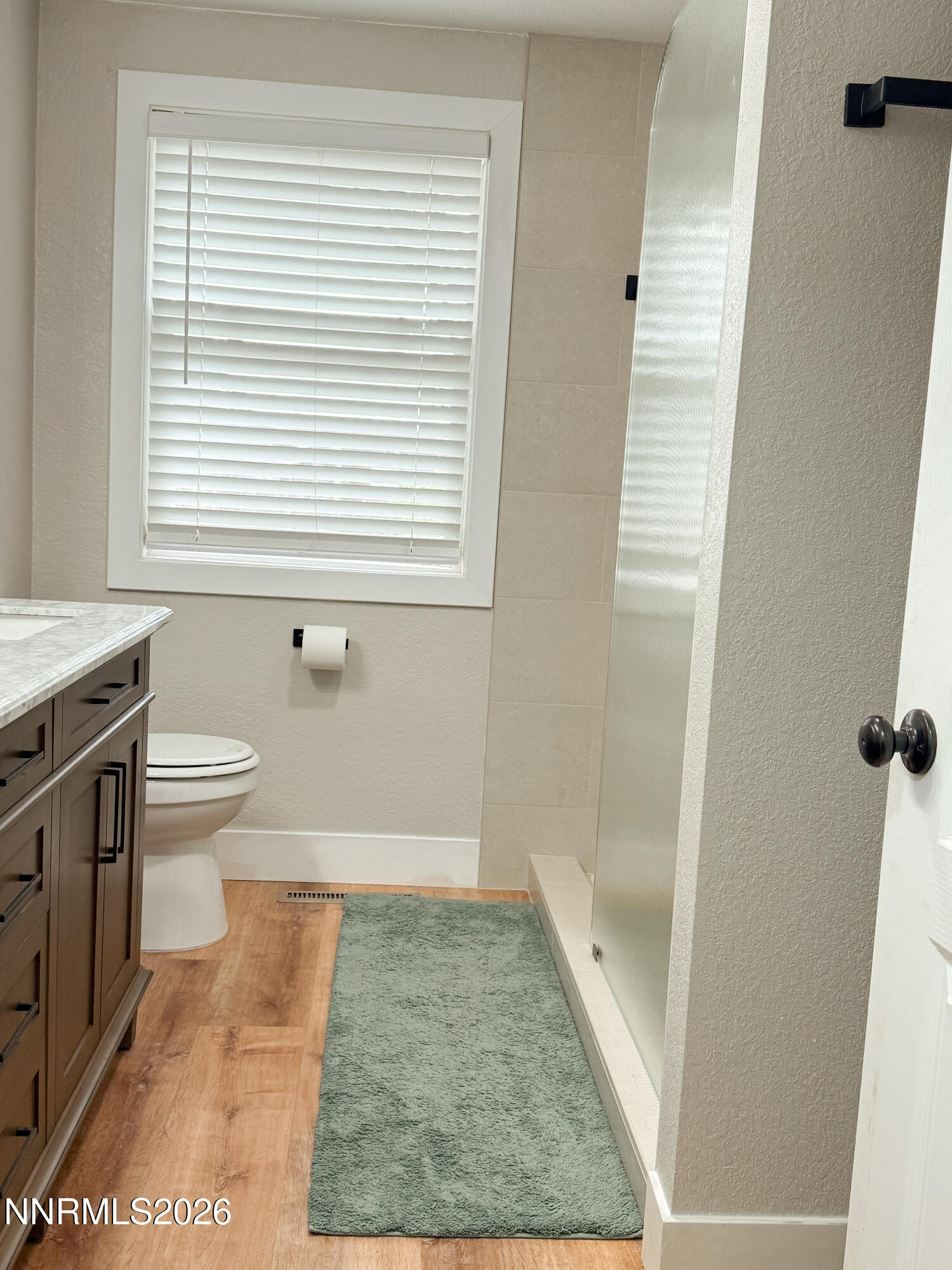 4090 Capitol View Drive Property Photo 20