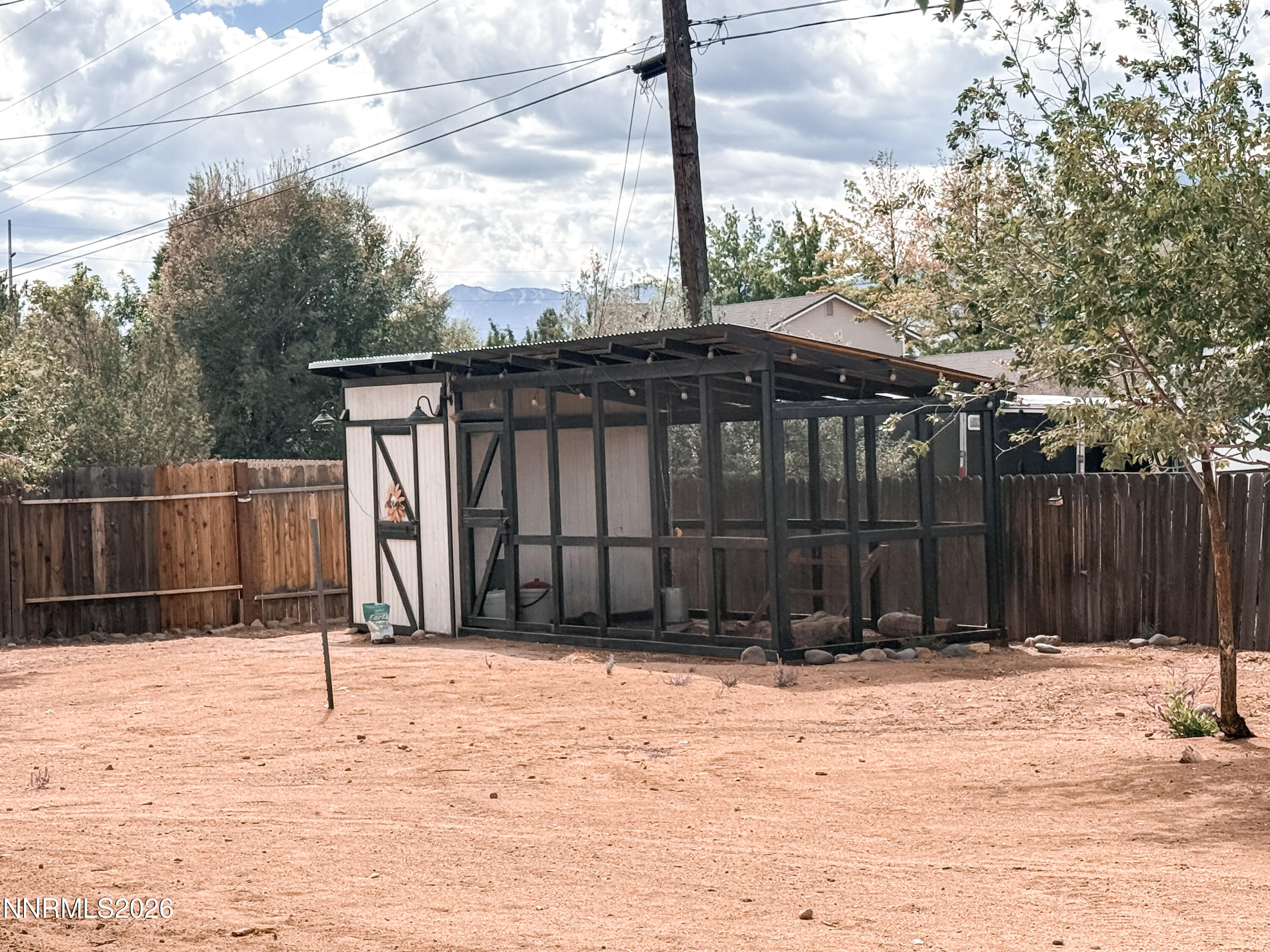 4090 Capitol View Drive Property Photo 21