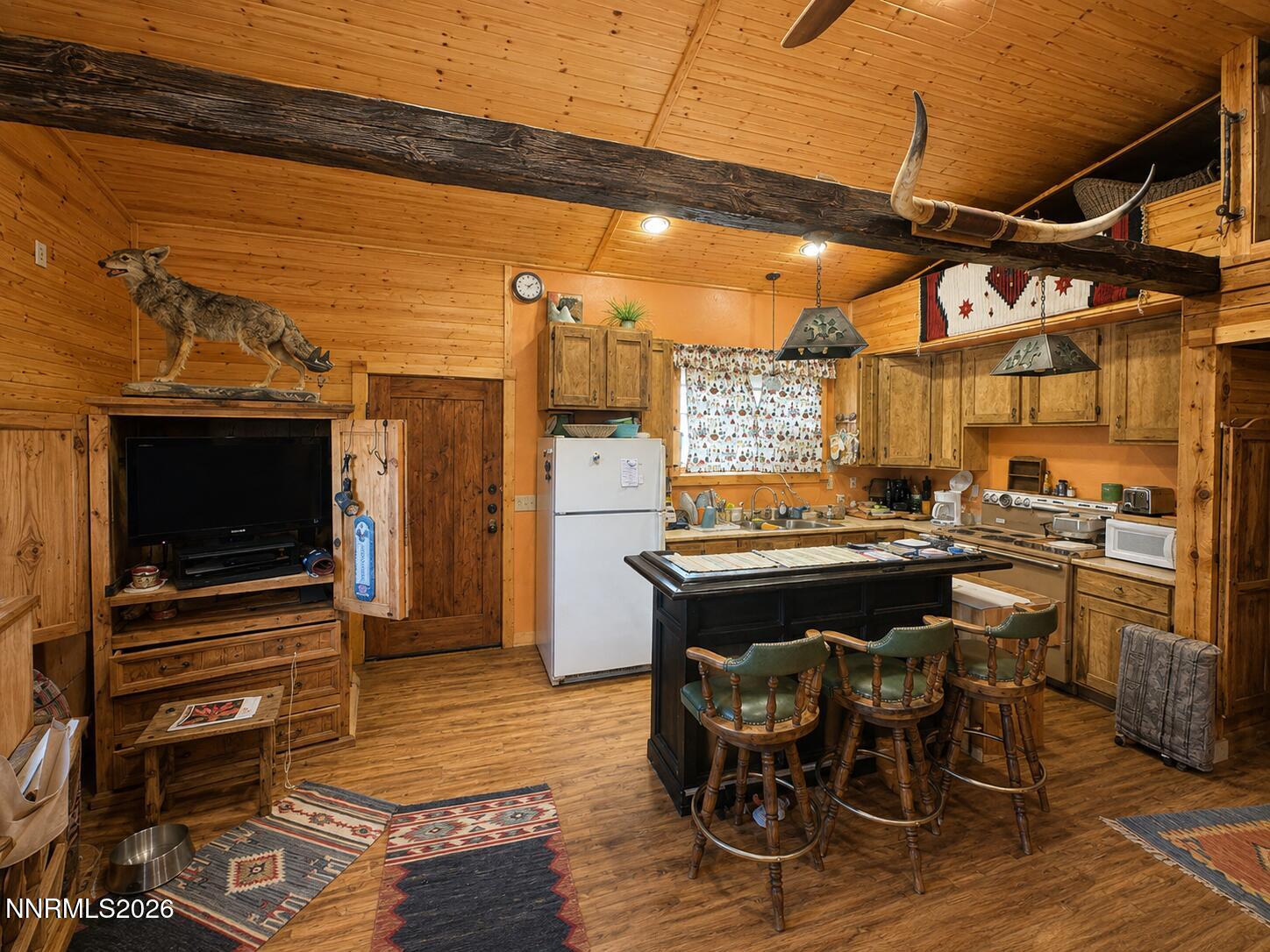 170 Hunters Drive Property Photo 8