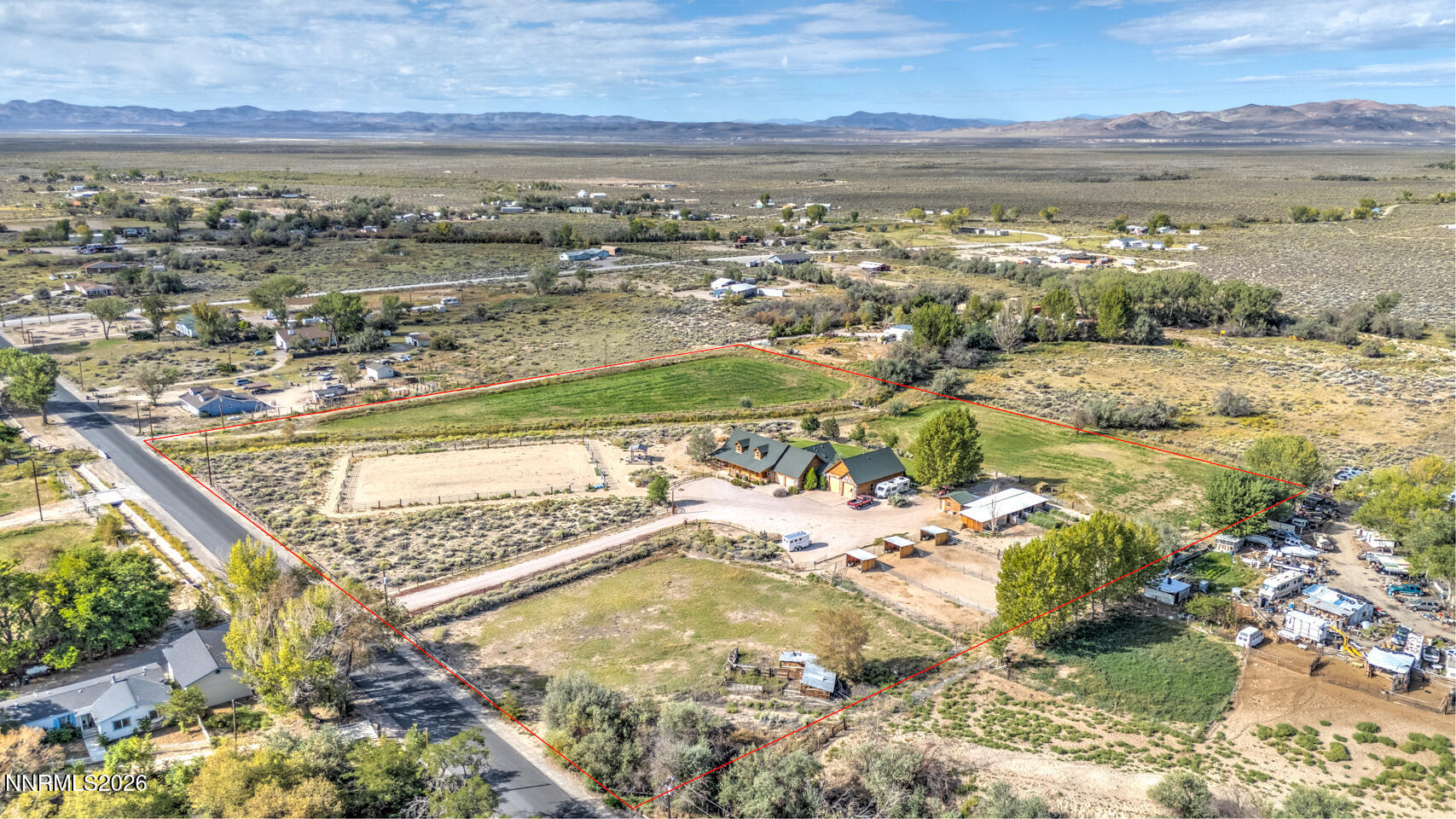 4450 Solias Road Property Photo 3
