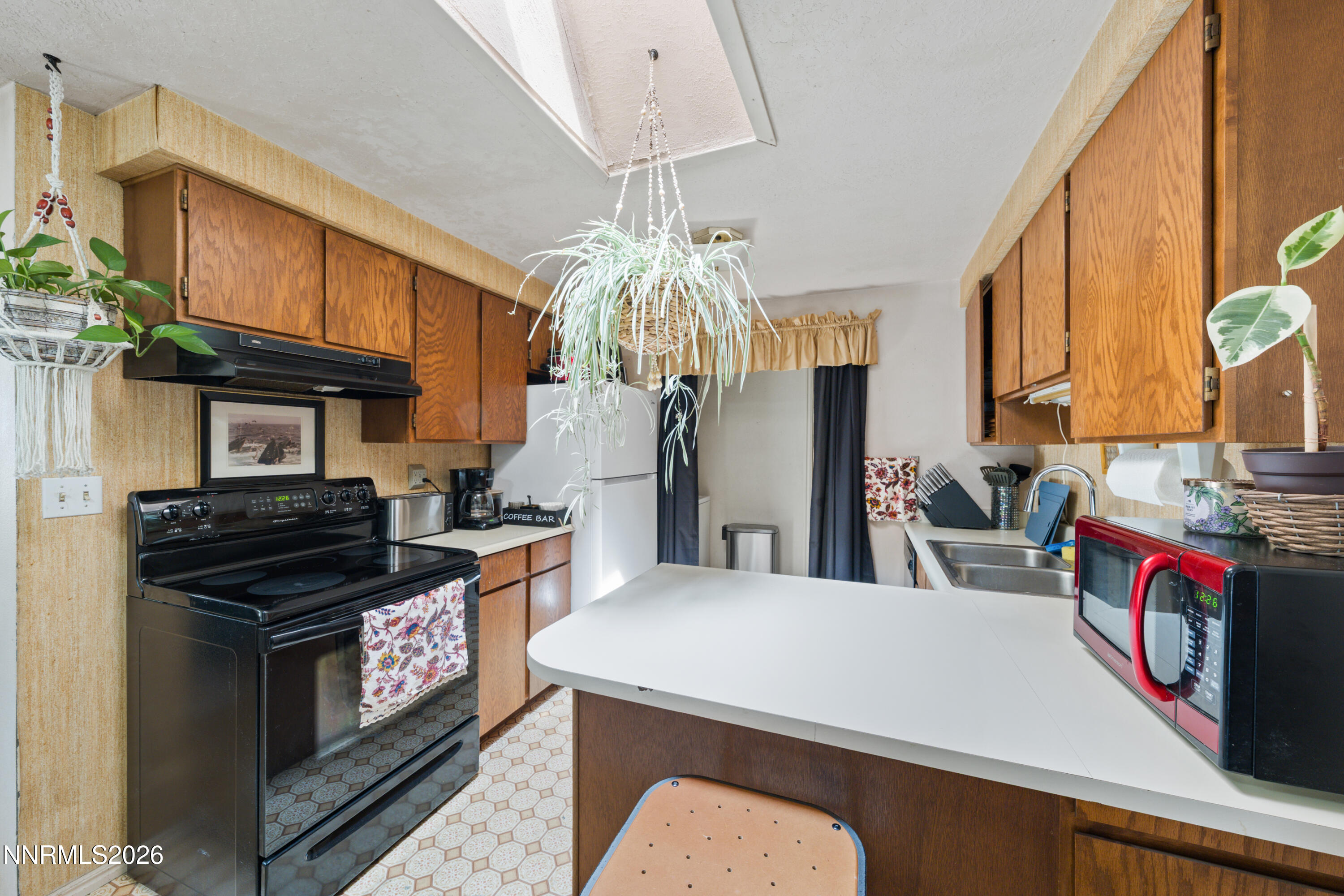 6775 Lotus Street Property Photo 6