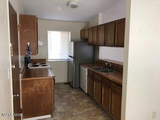 2495 Sunray Drive Property Photo 6