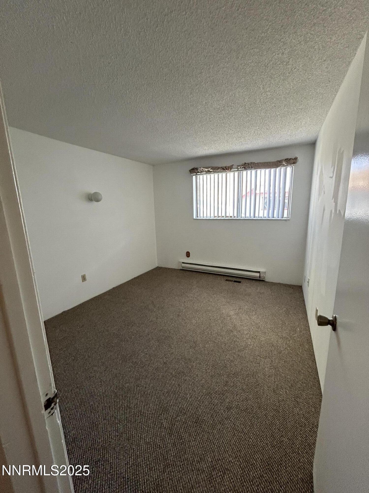 1706 London Circle Property Photo 8