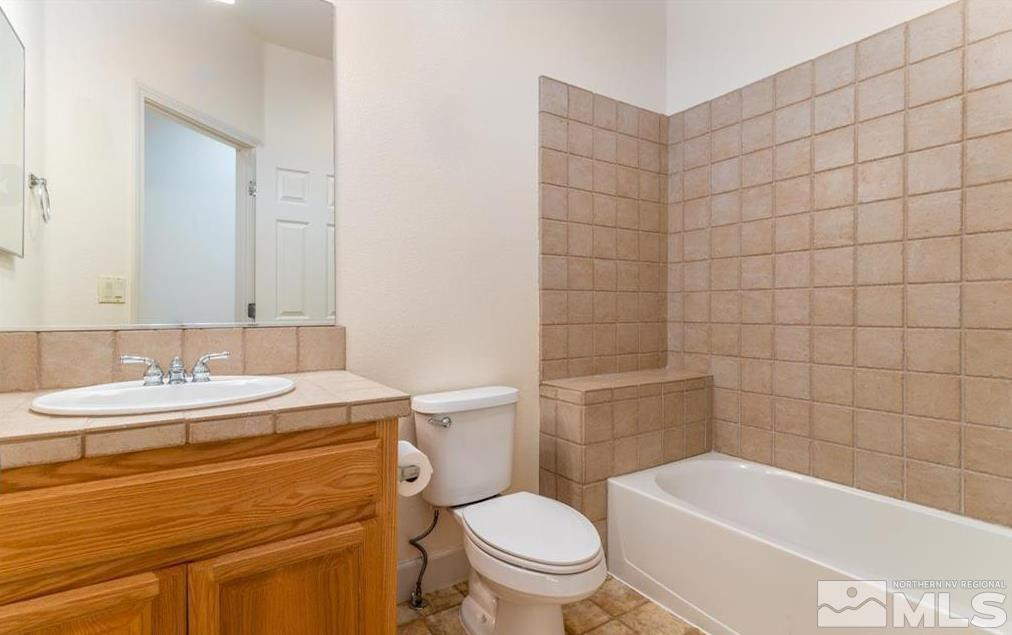 971 Iris Lane Property Photo 17
