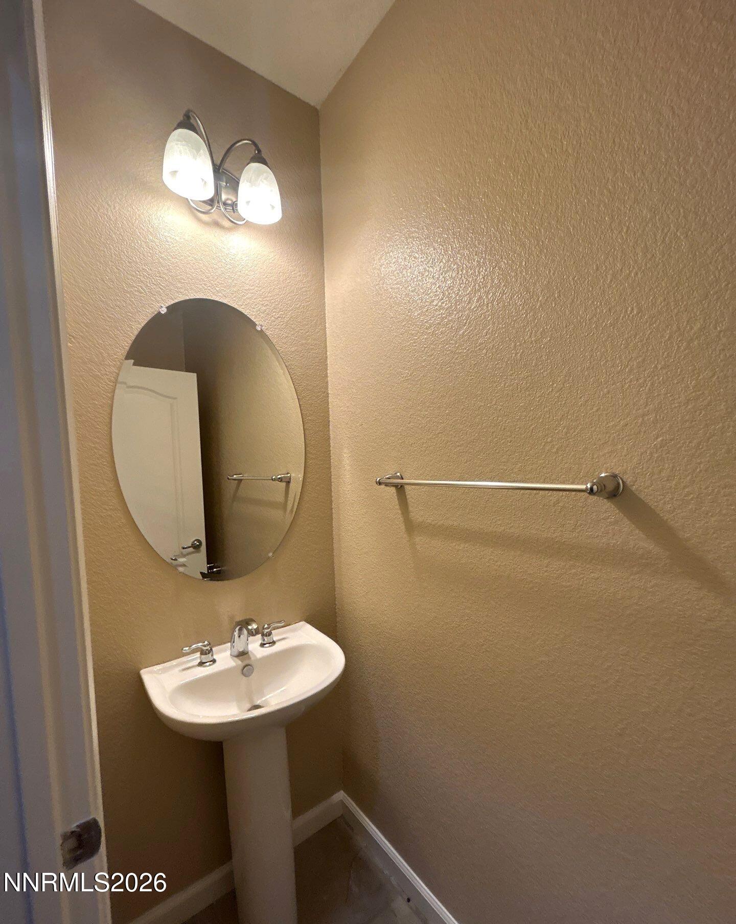 2726 Alessandro Drive Property Photo 6