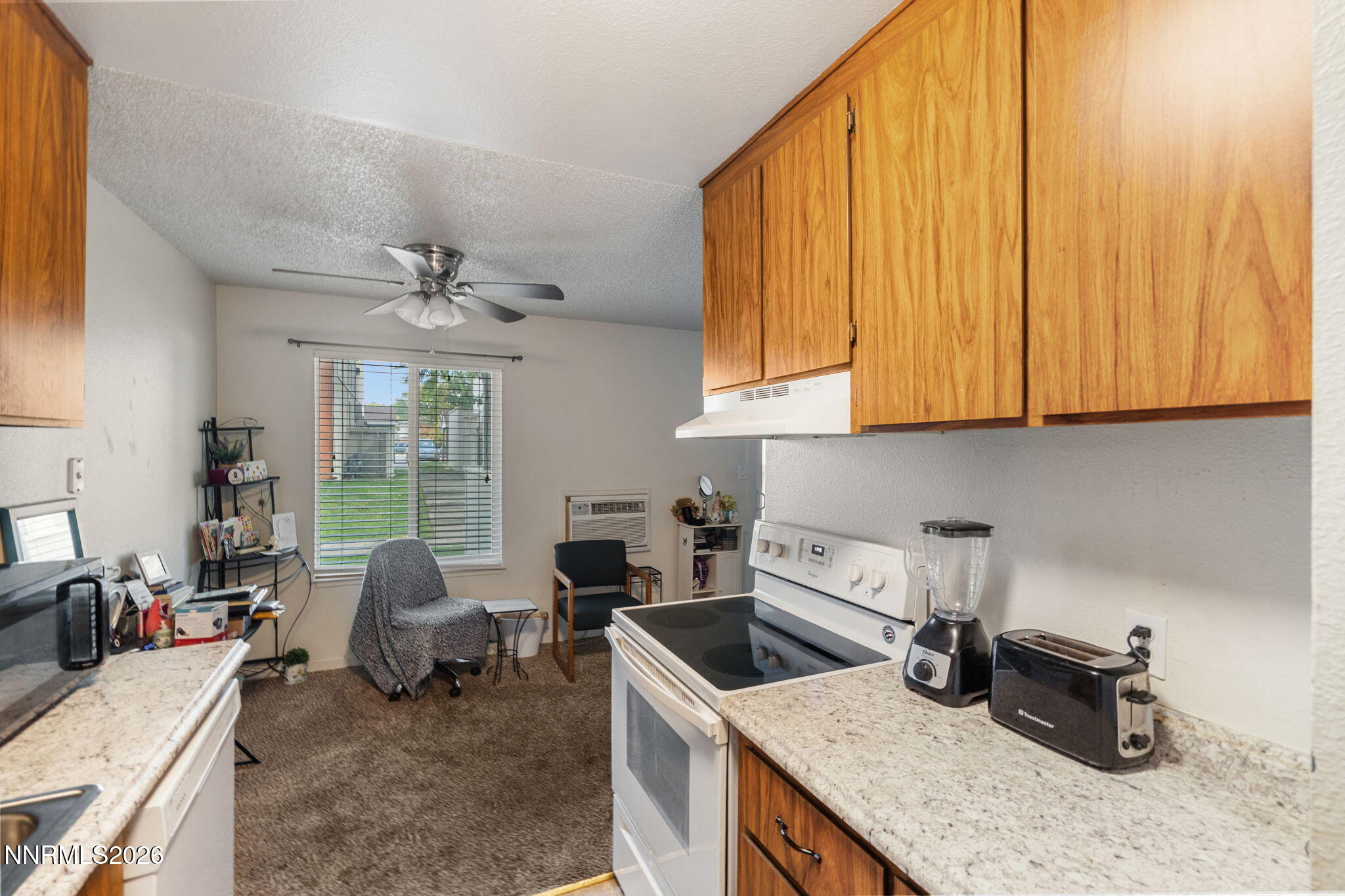 400 S Saliman Road Apt 65 Property Photo 17