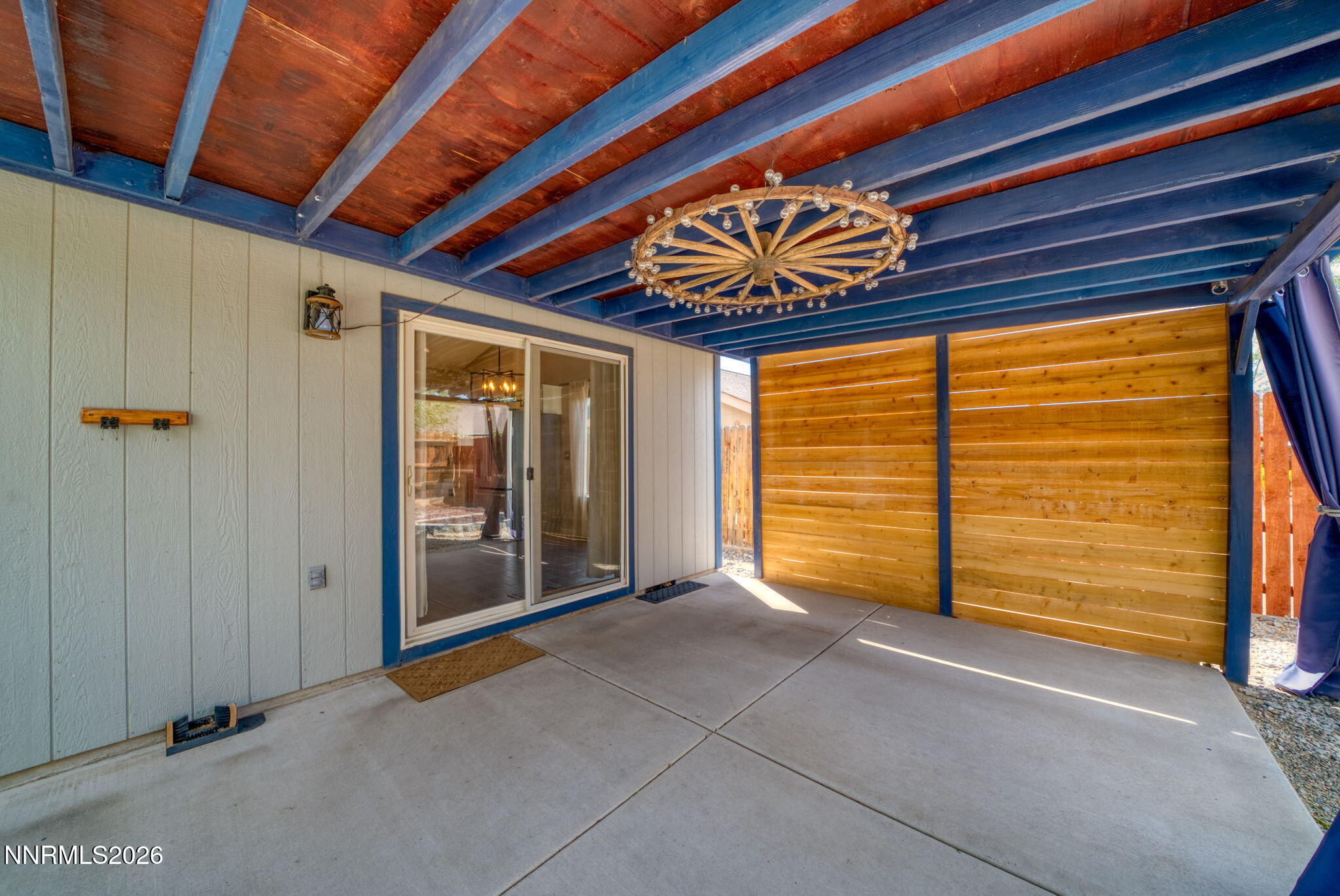 1660 Round Up Road Property Photo 3