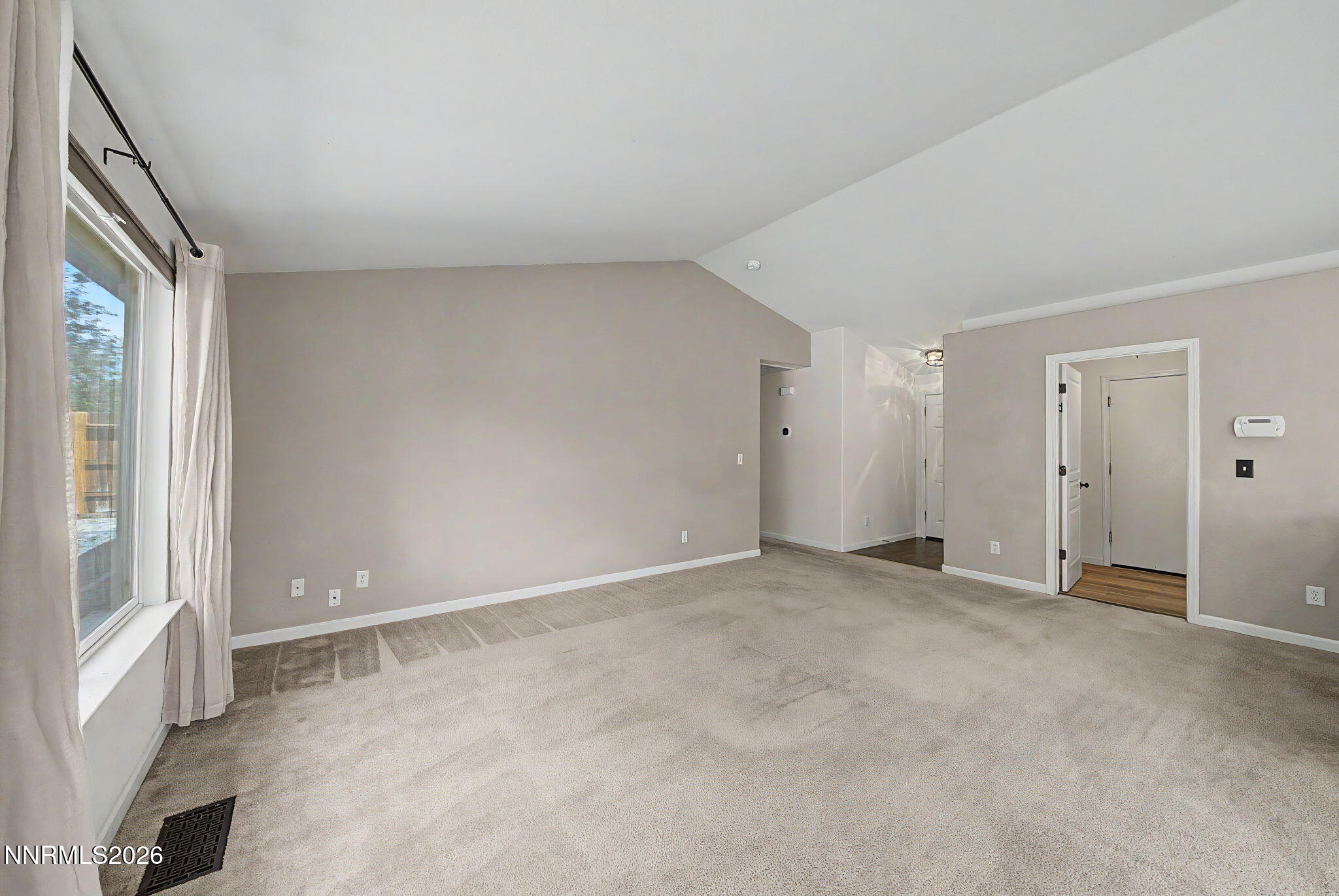 1660 Round Up Road Property Photo 11