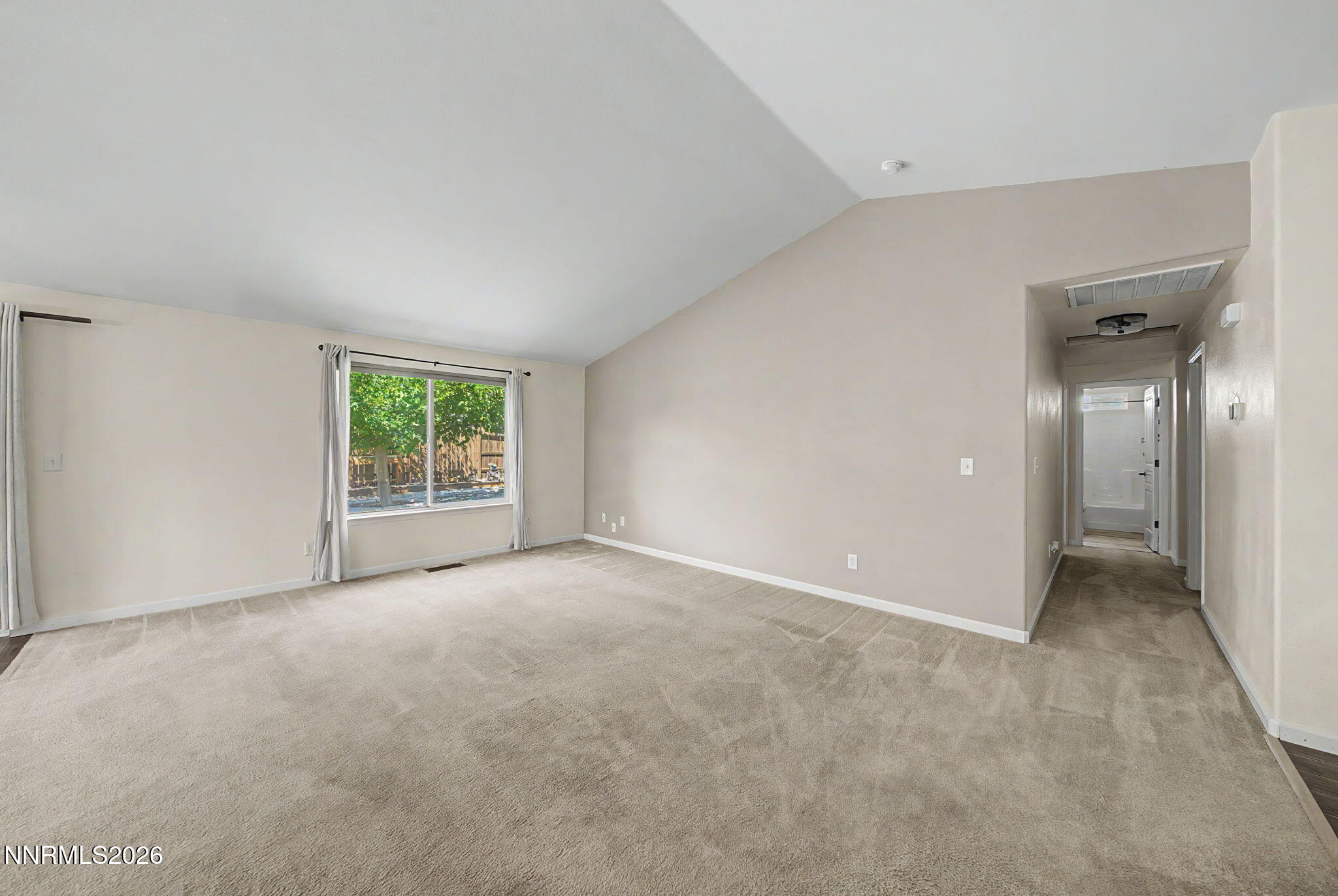 1660 Round Up Road Property Photo 12