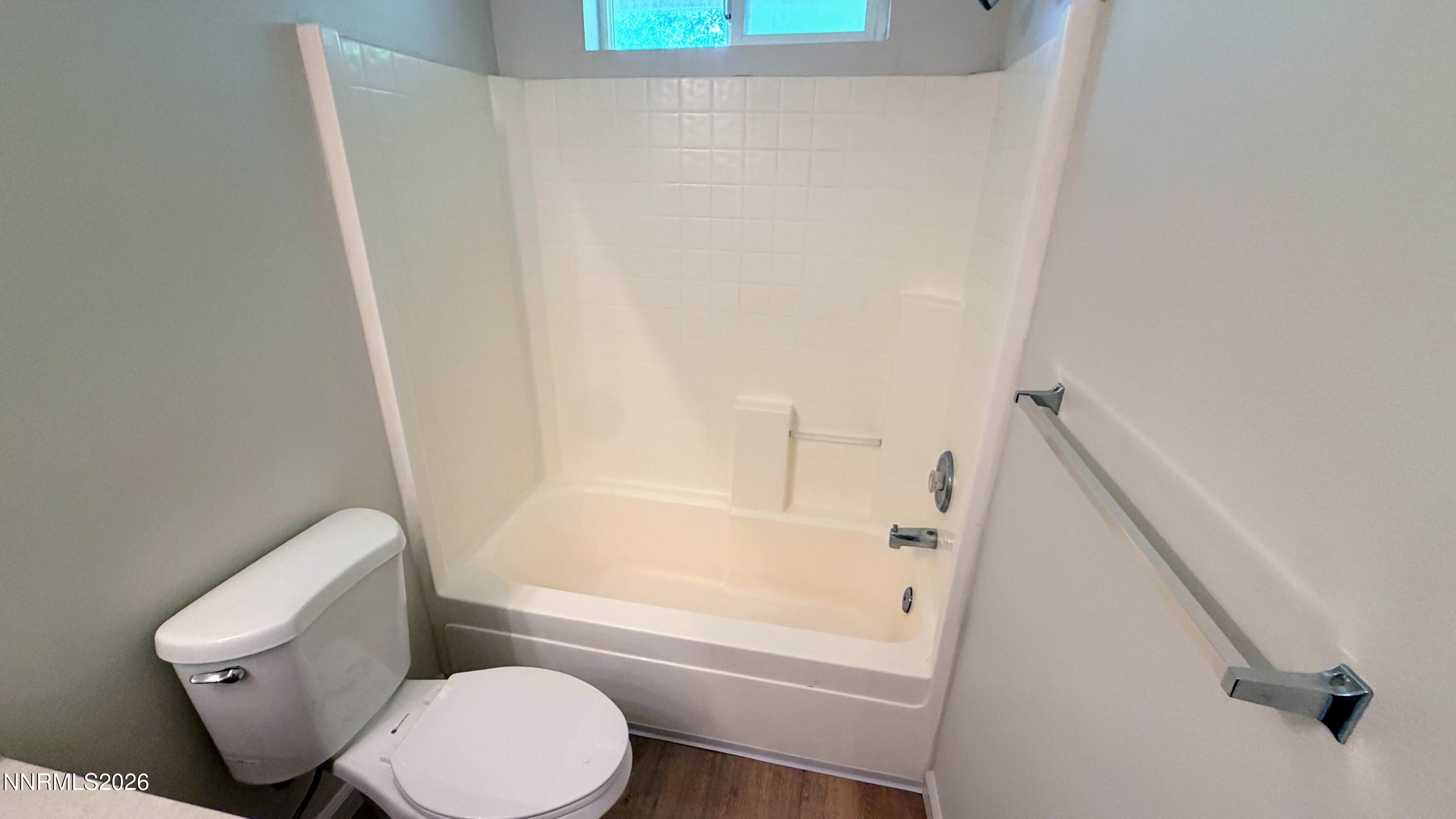 1356 Brooke Way Property Photo 7