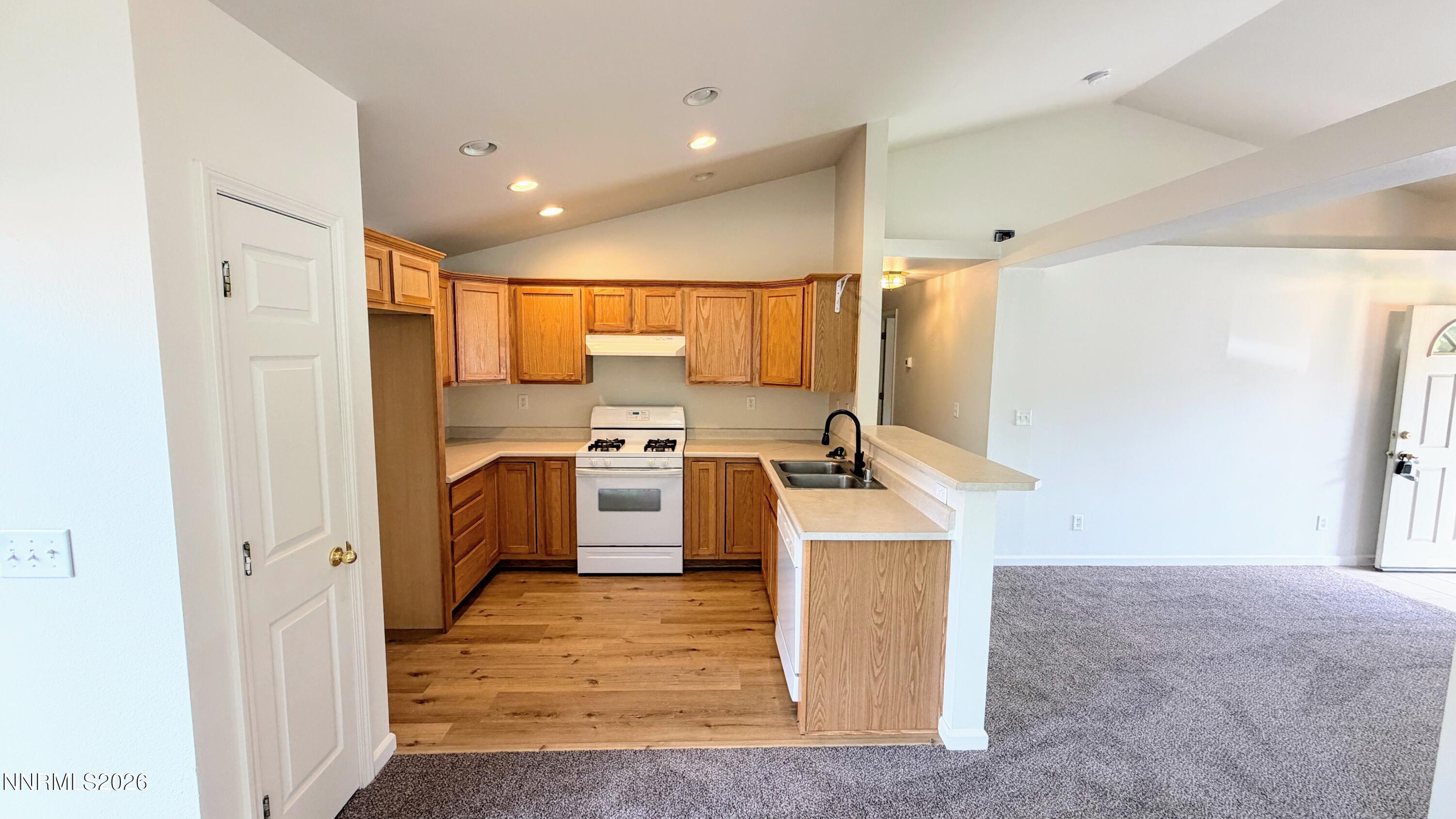 1356 Brooke Way Property Photo 14