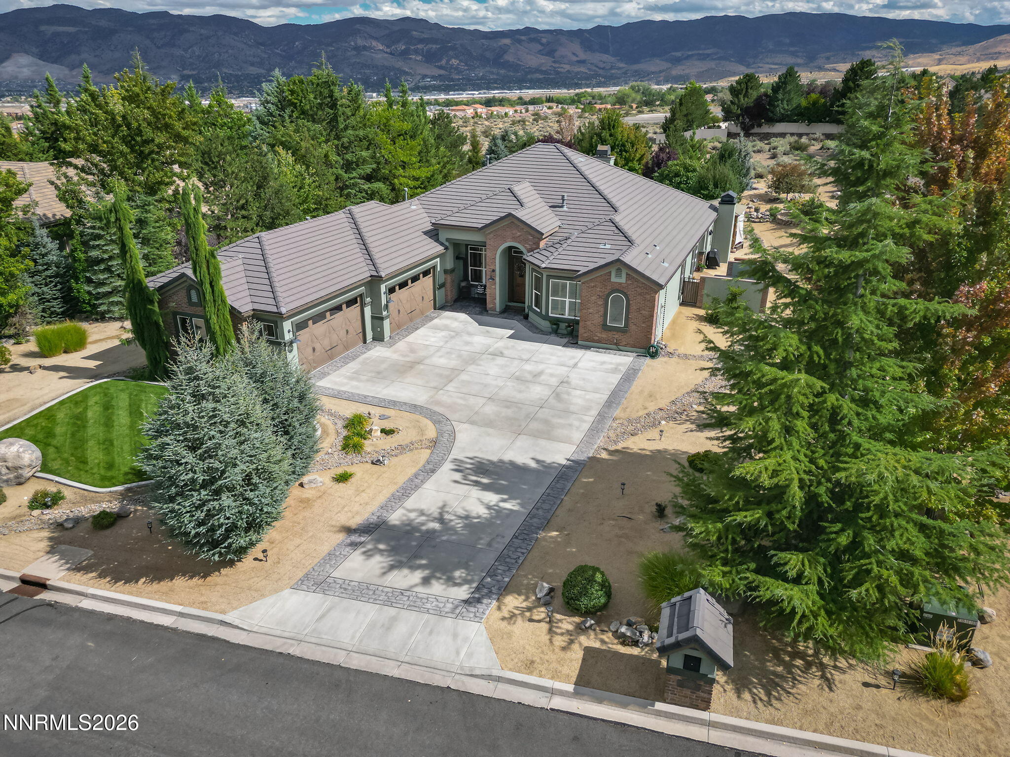 12950 Silver Wolf Road Property Photo 3