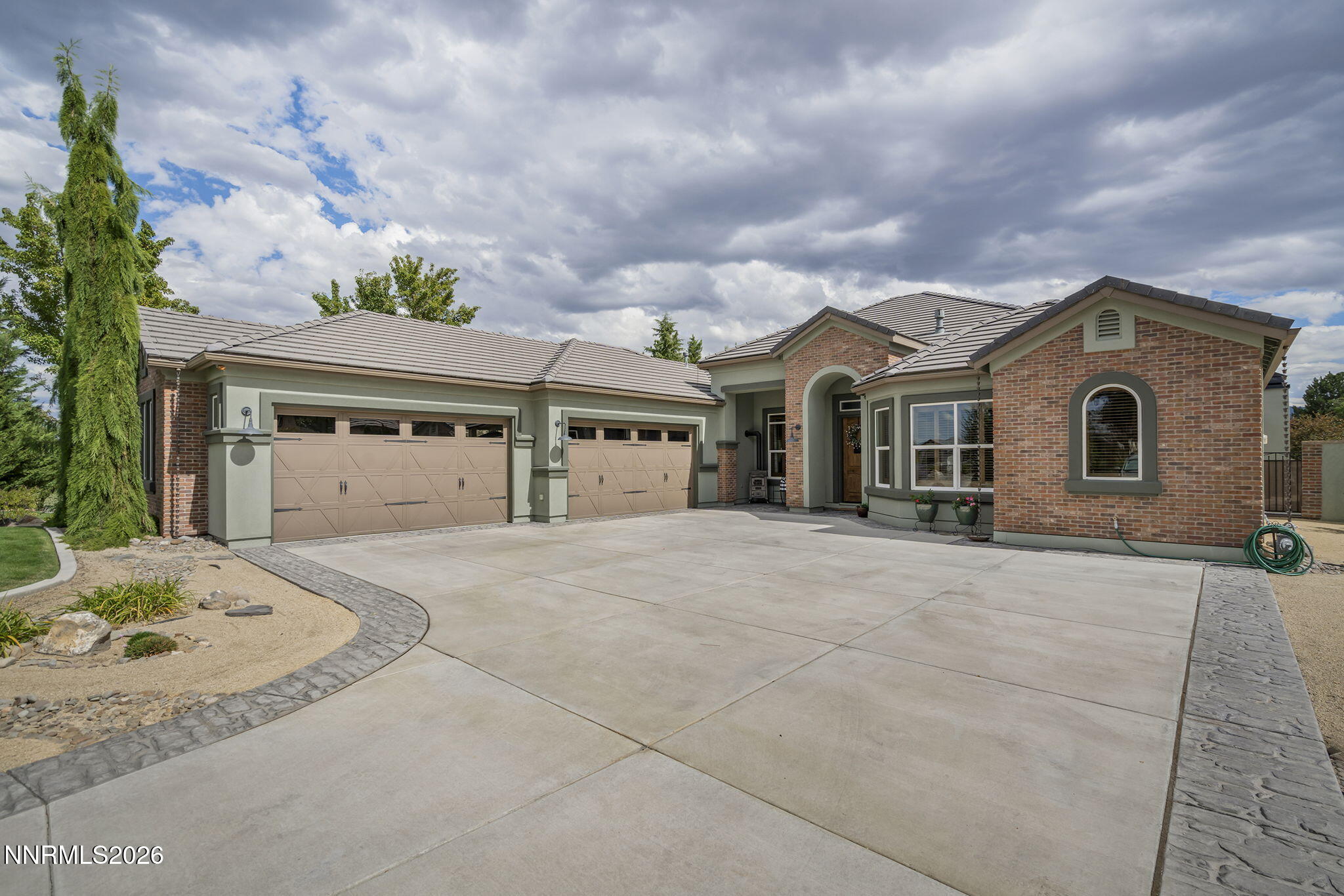 12950 Silver Wolf Road Property Photo 4