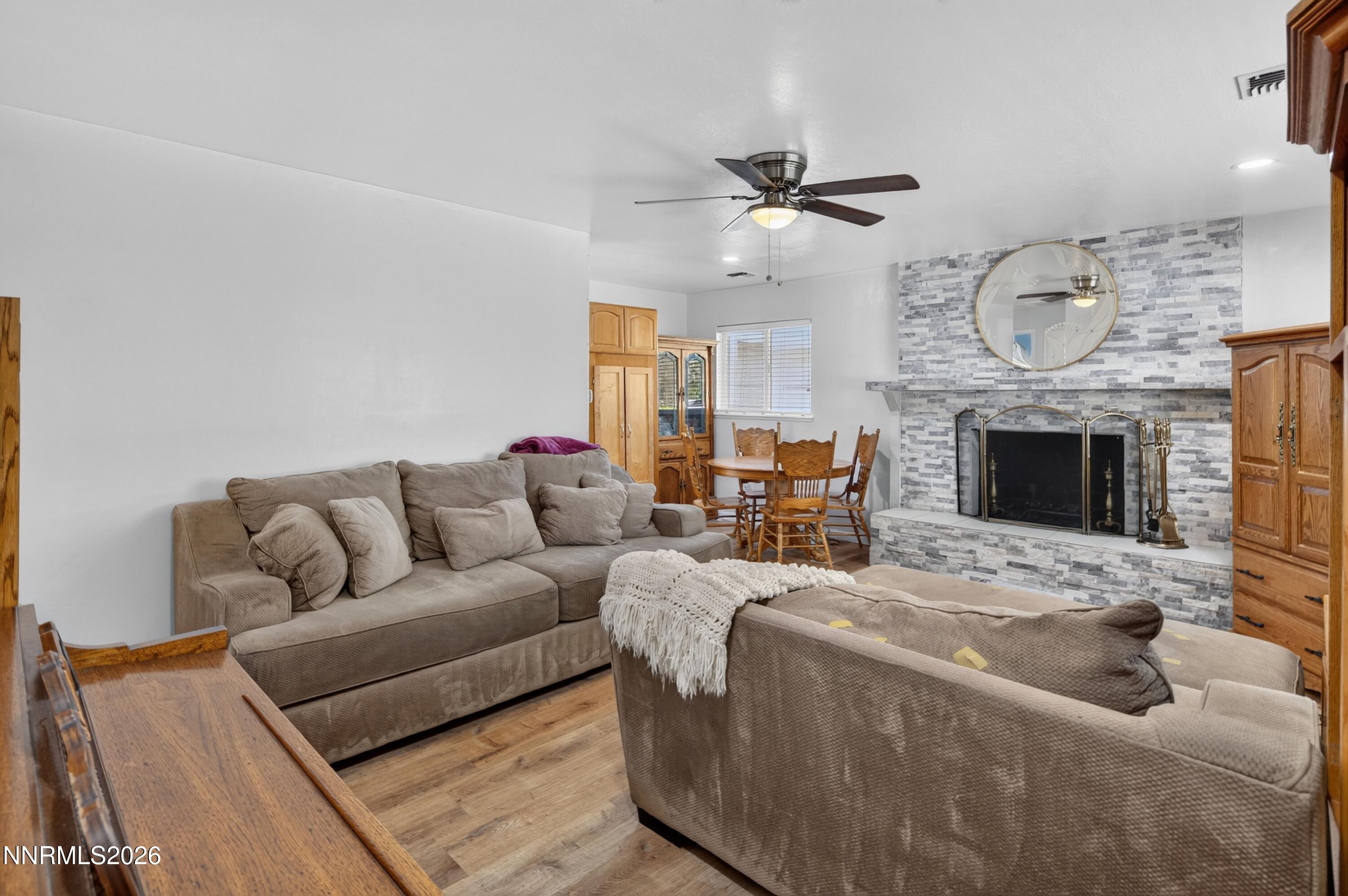 709 M Street Property Photo 5
