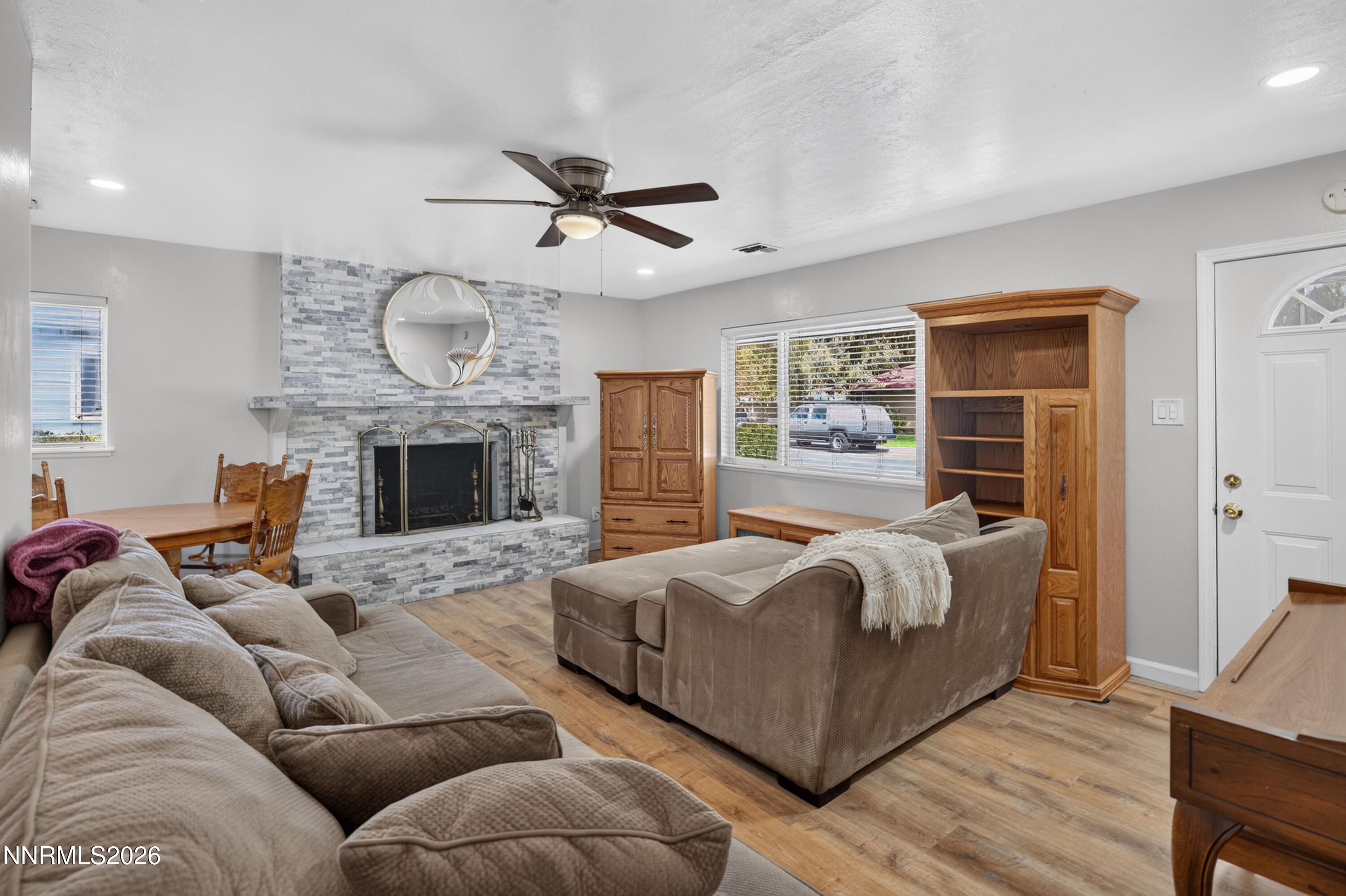 709 M Street Property Photo 7