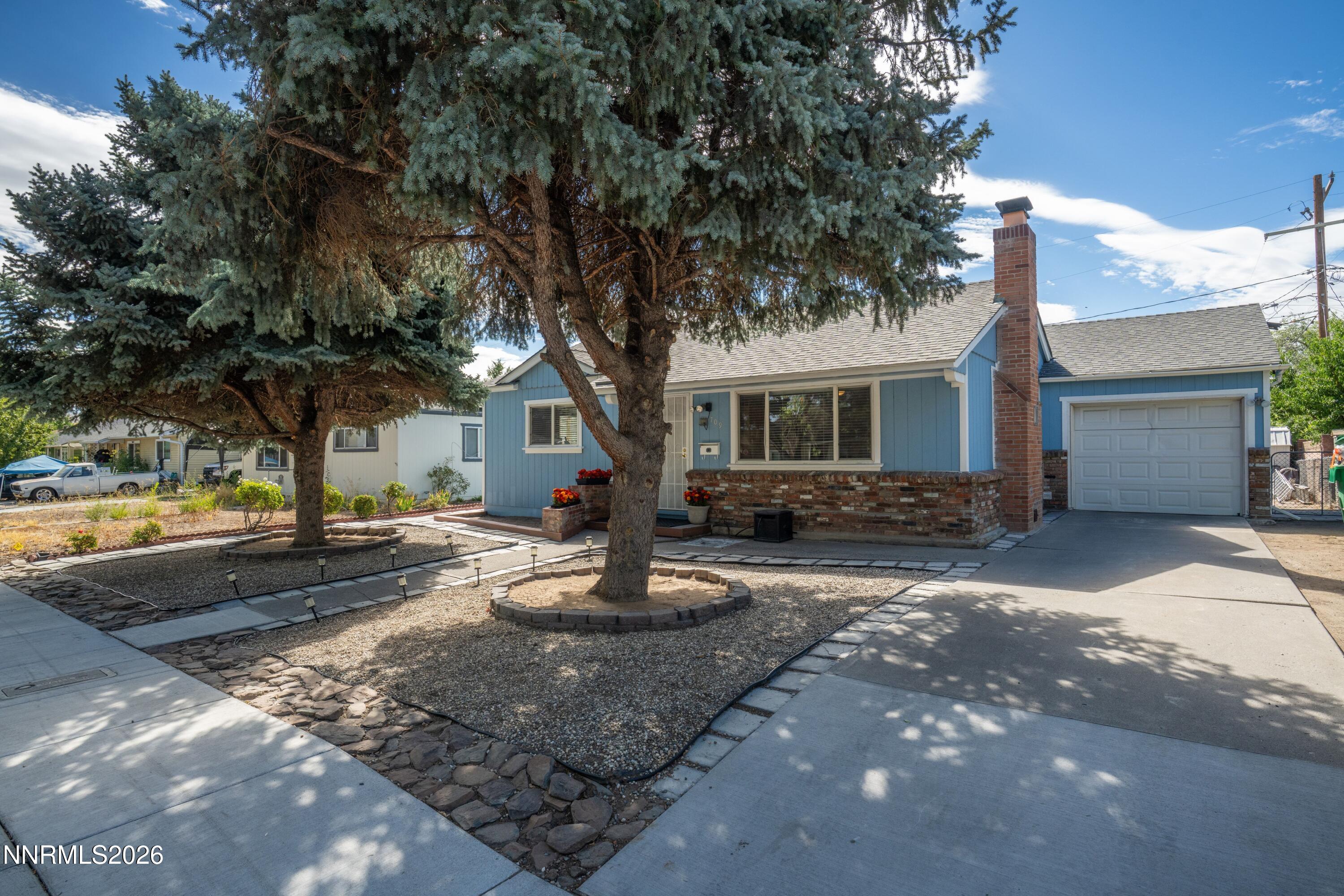 709 M Street Property Photo 42
