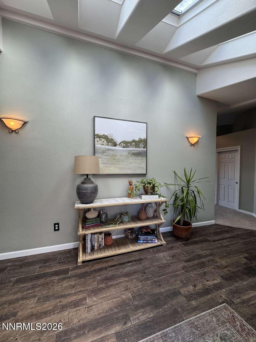 1547 Kestrel Court Property Photo 4