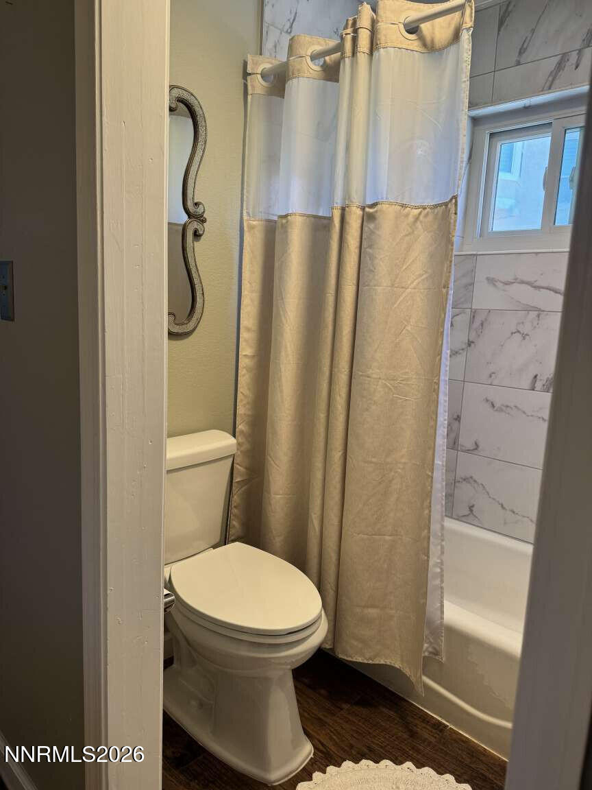 1547 Kestrel Court Property Photo 18