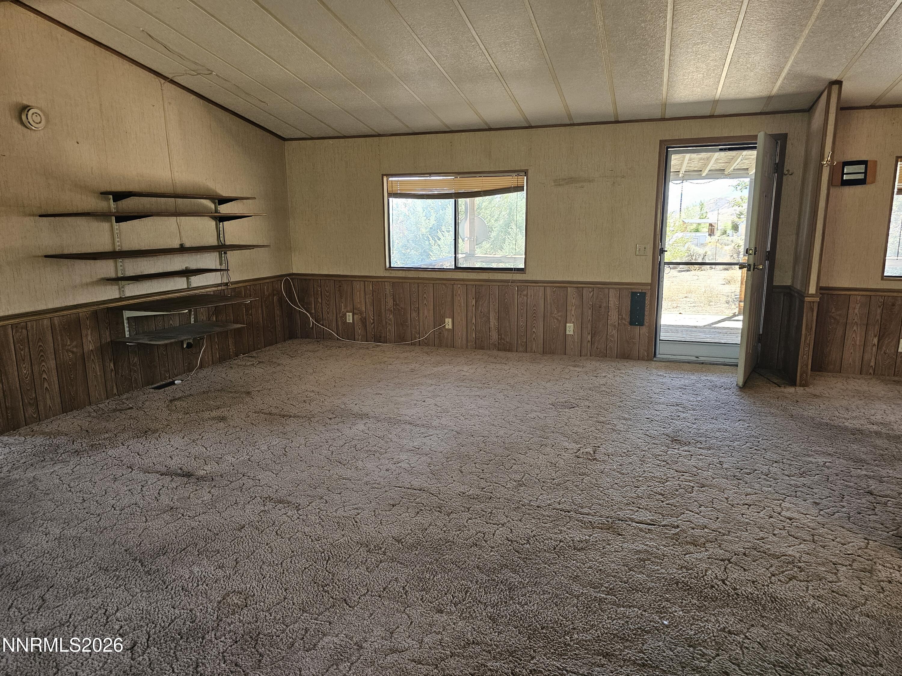 3901 Topaz Ranch Drive Property Photo 4