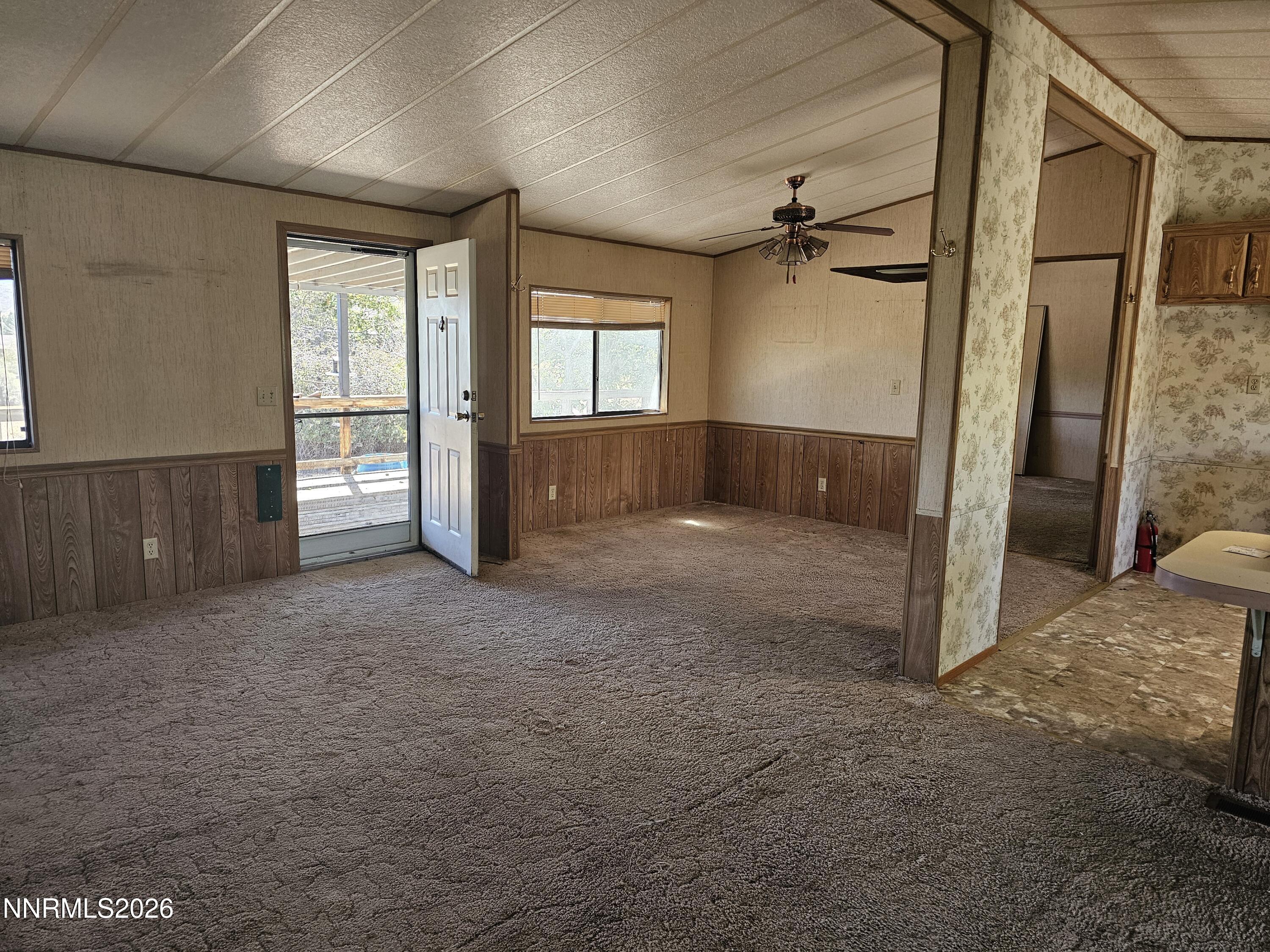 3901 Topaz Ranch Drive Property Photo 5