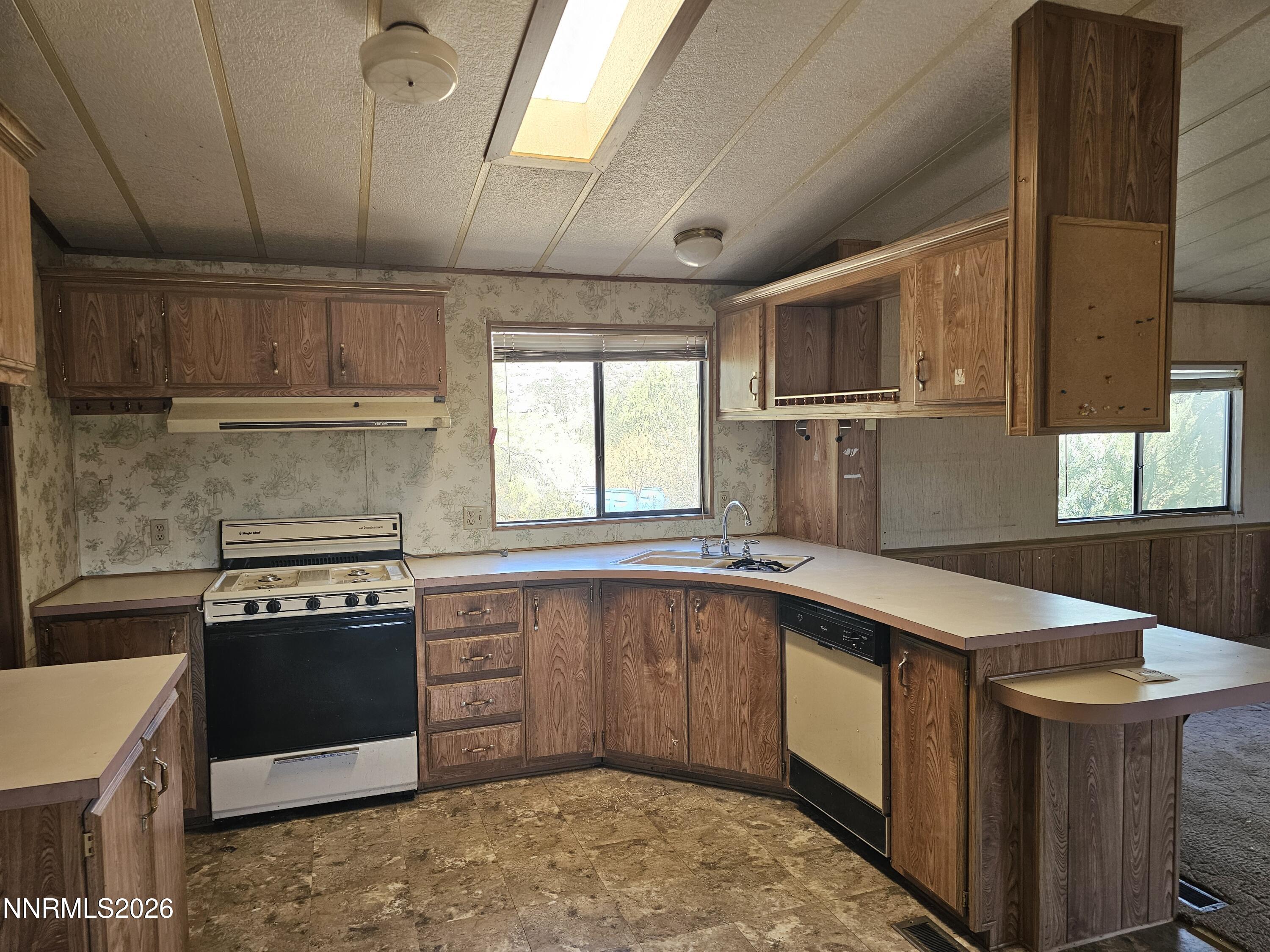 3901 Topaz Ranch Drive Property Photo 12
