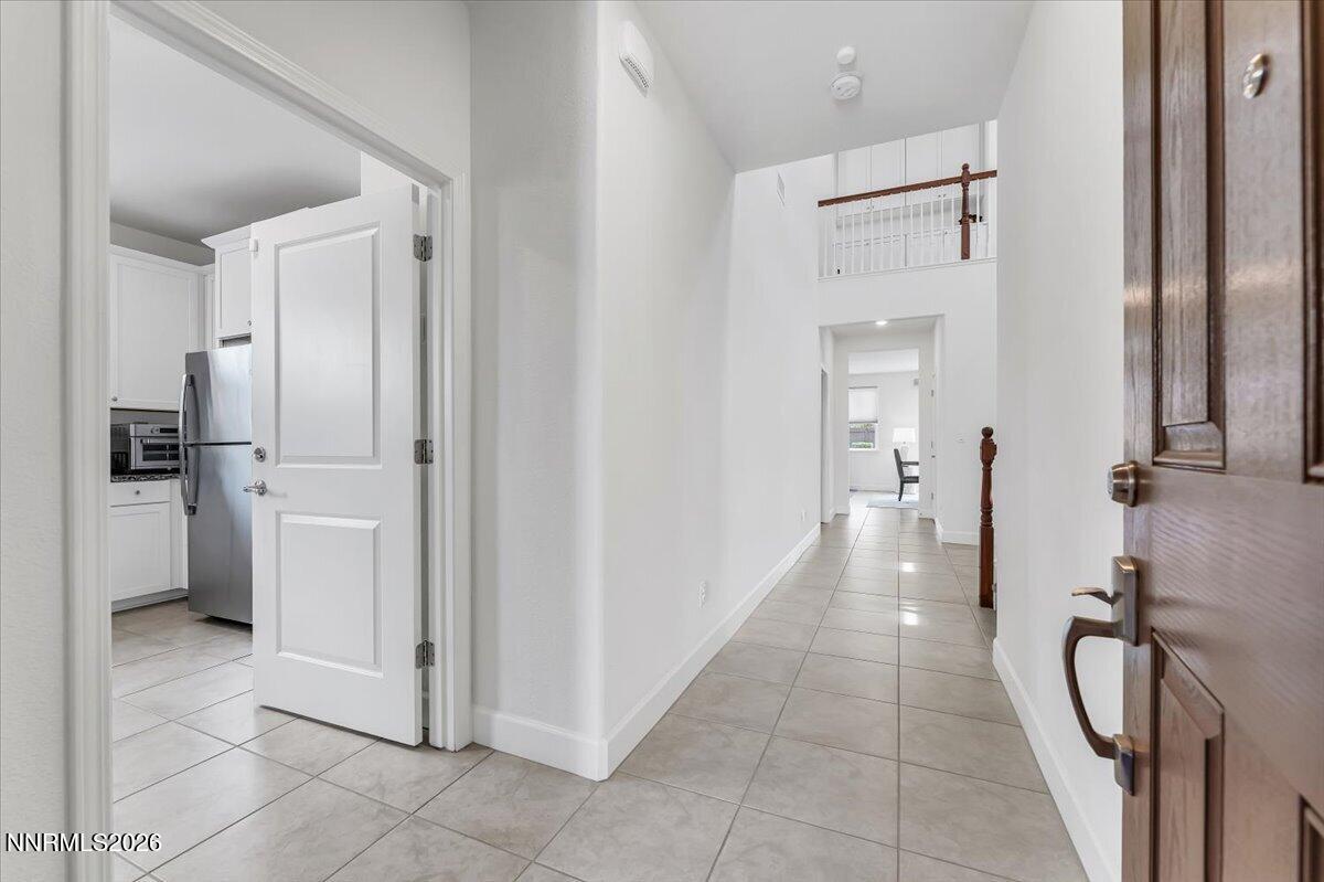 6936 White River Way Property Photo 5