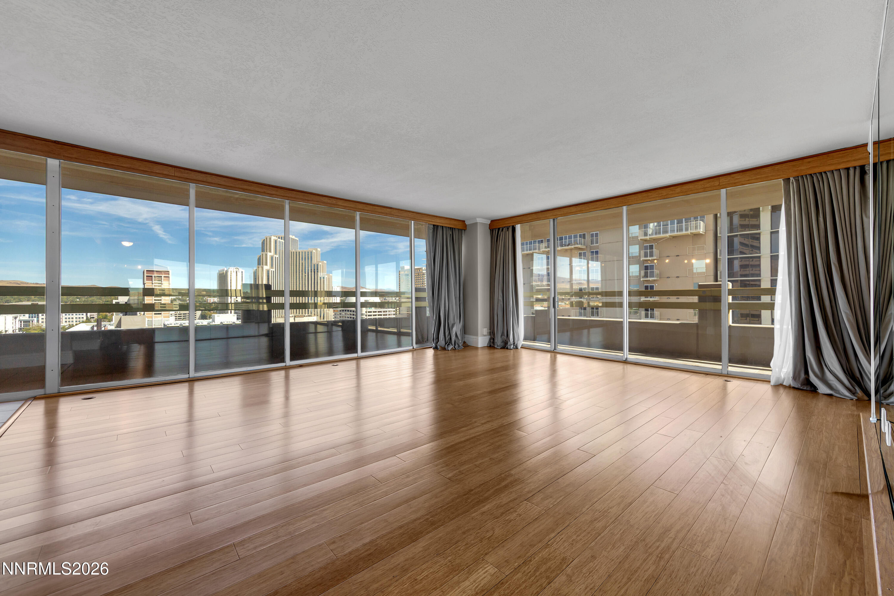100 N Arlington Avenue Unit 12k Property Photo 5