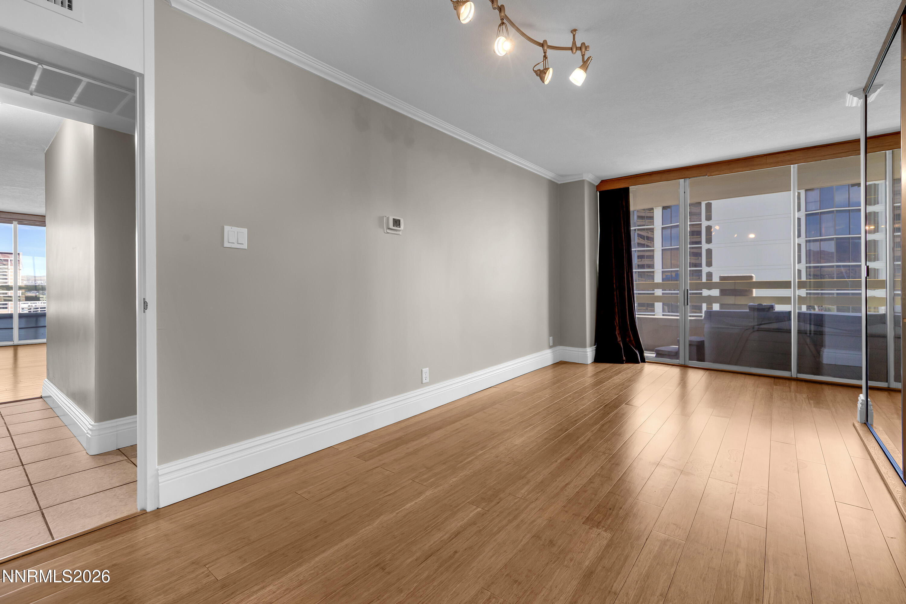 100 N Arlington Avenue Unit 12k Property Photo 12