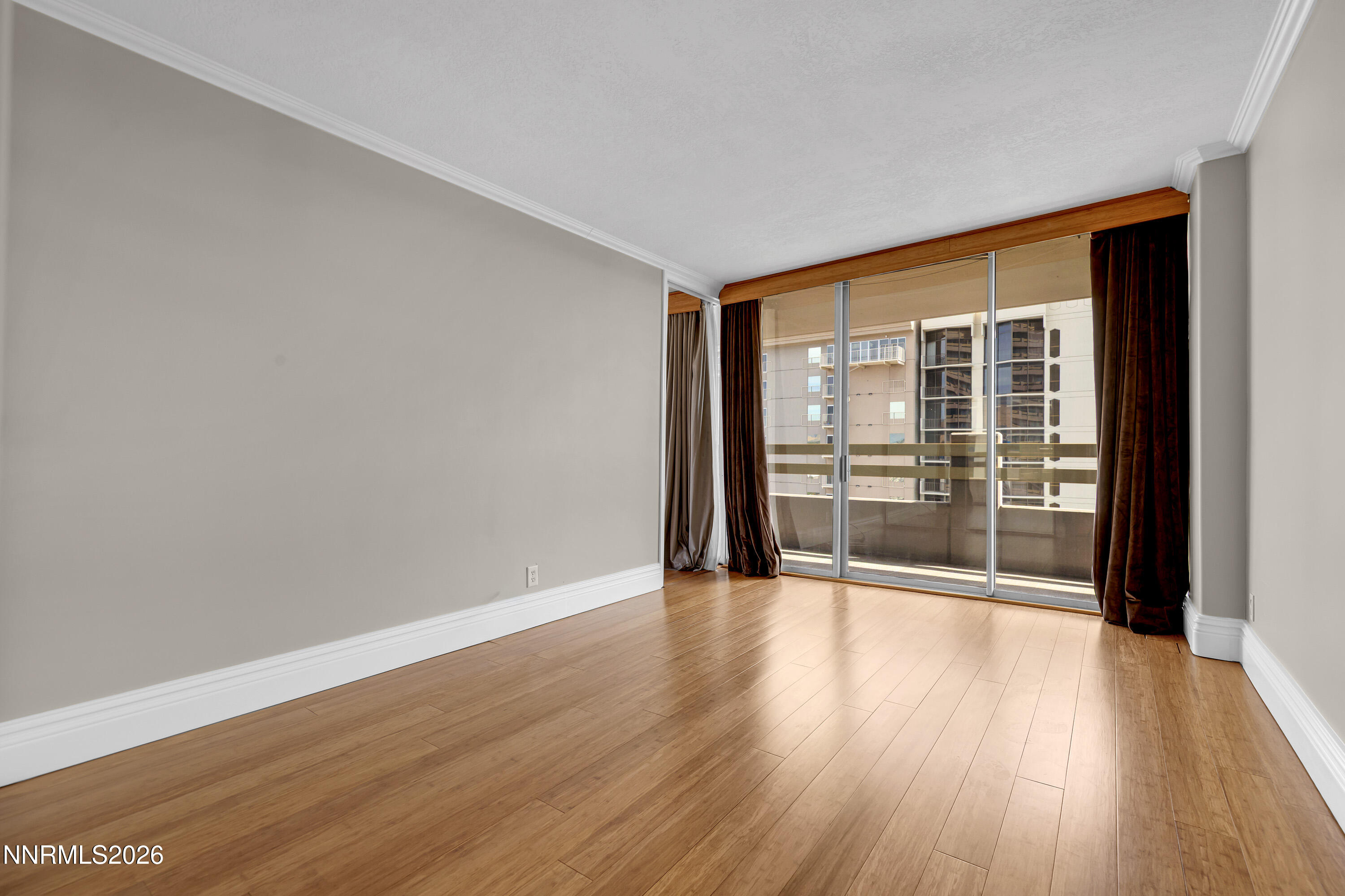 100 N Arlington Avenue Unit 12k Property Photo 17