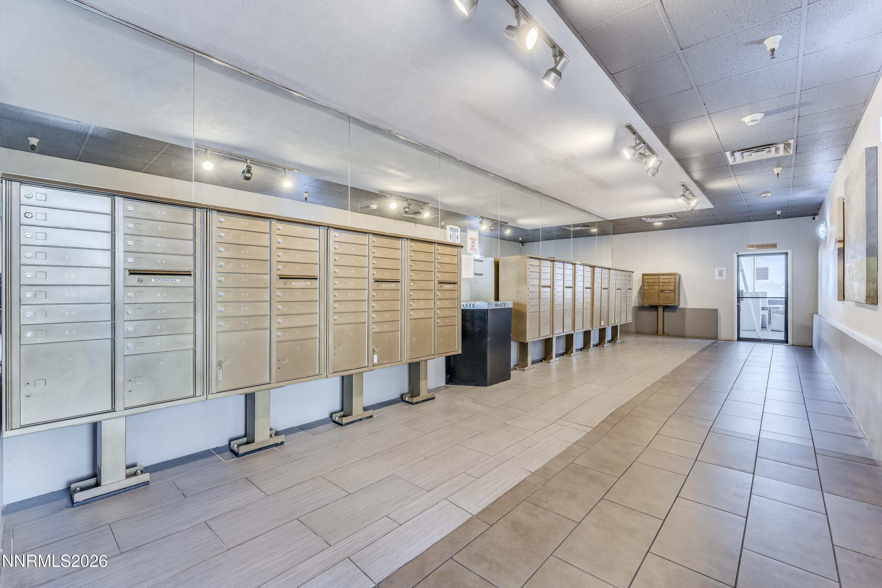 100 N Arlington Avenue Unit 12k Property Photo 48