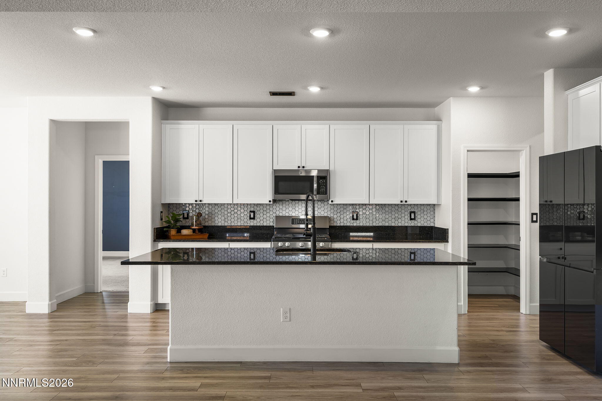 6388 Red Stable Road Property Photo 14