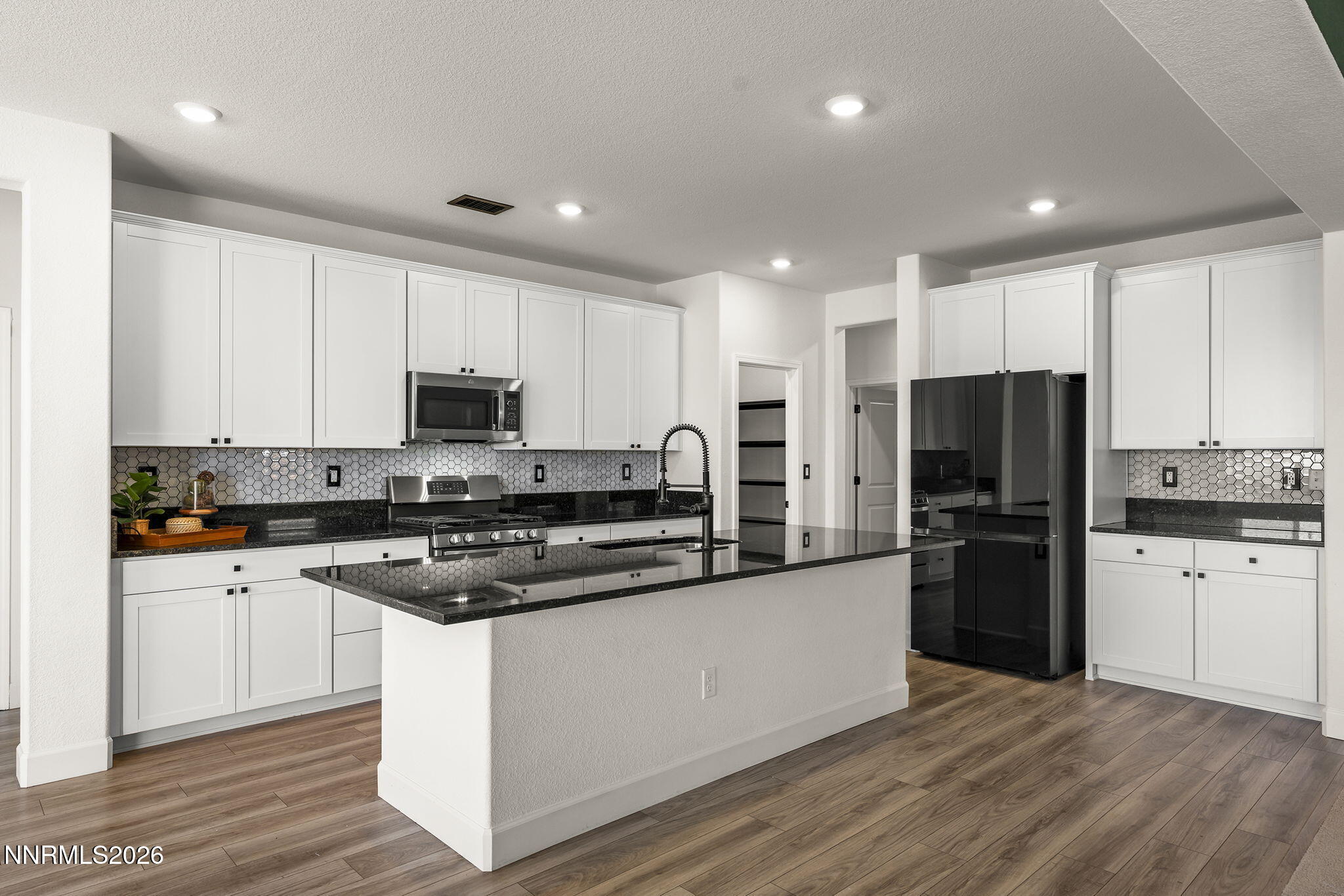 6388 Red Stable Road Property Photo 15
