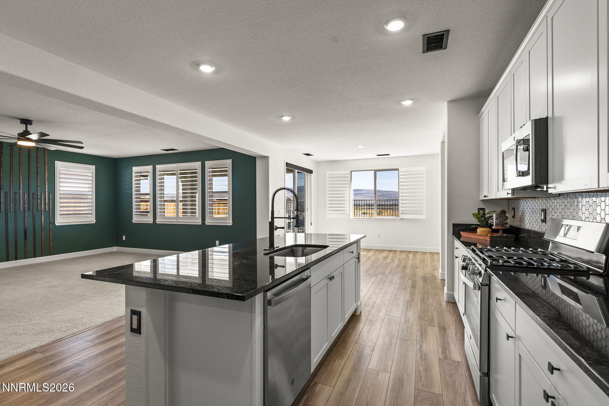 6388 Red Stable Road Property Photo 16