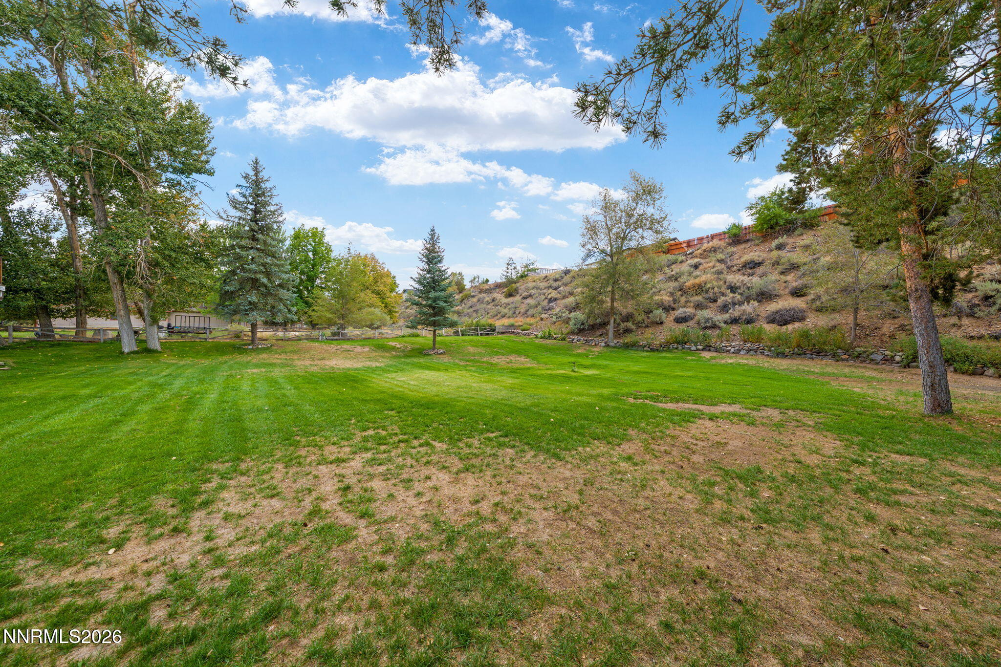 1010 Fairway Drive Property Photo 10