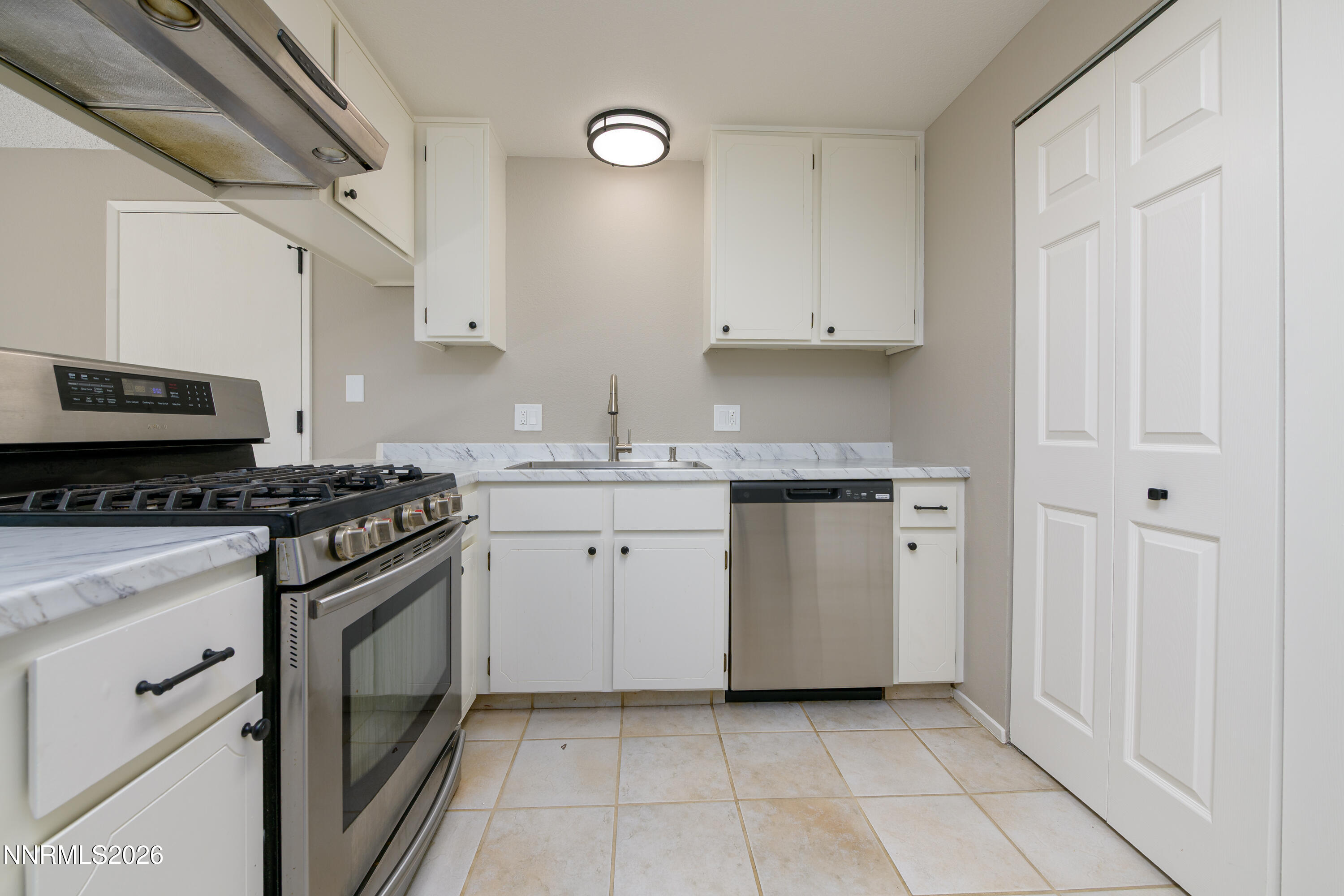 3156 Florentine Drive Property Photo 17