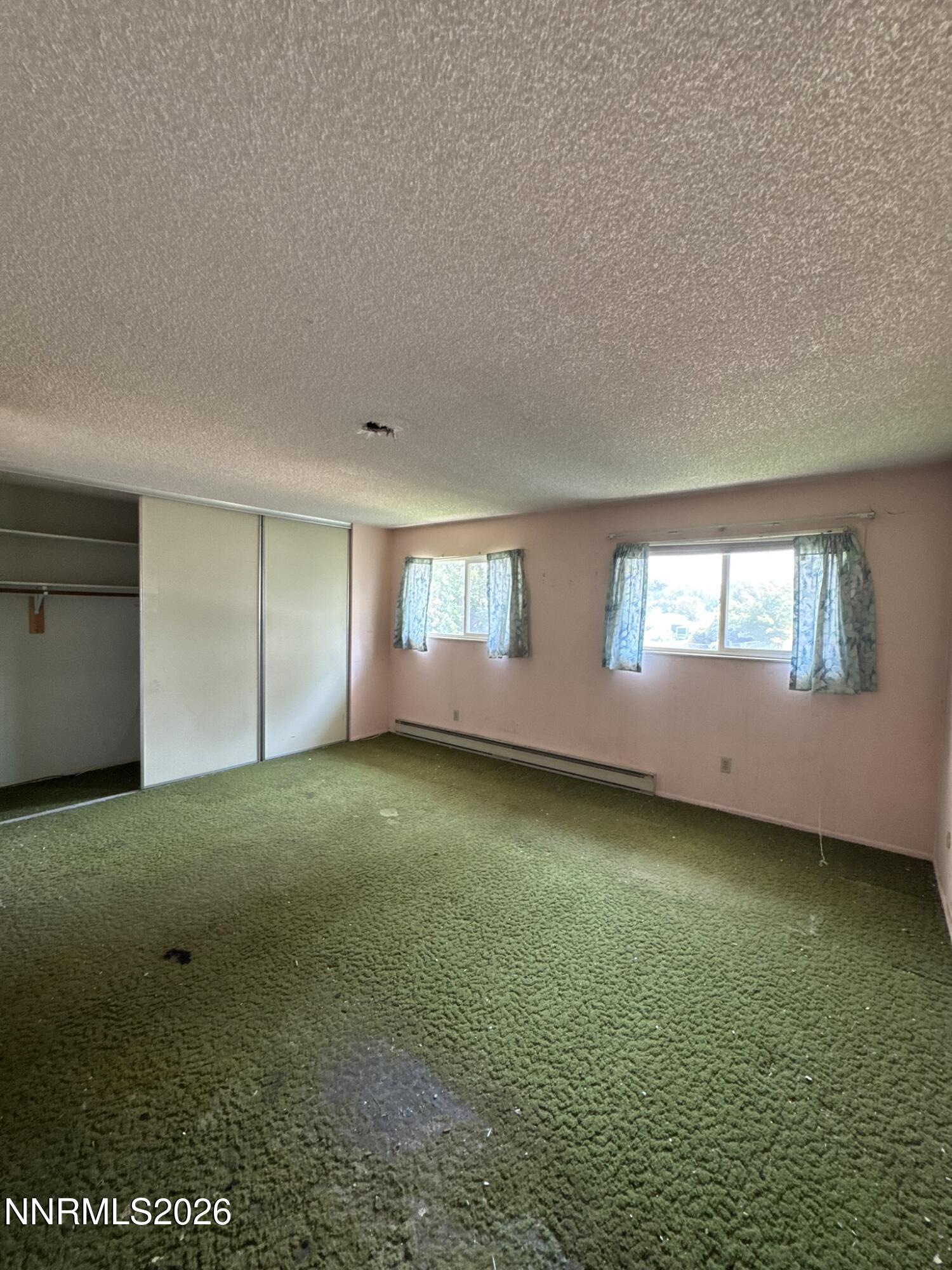223 Smithridge Park Property Photo 12