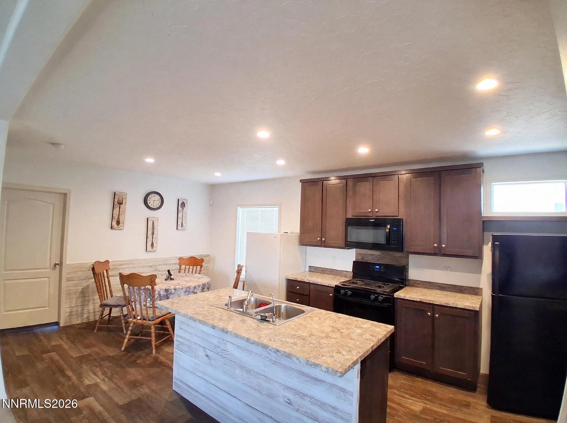3430 Trento Lane Property Photo 2