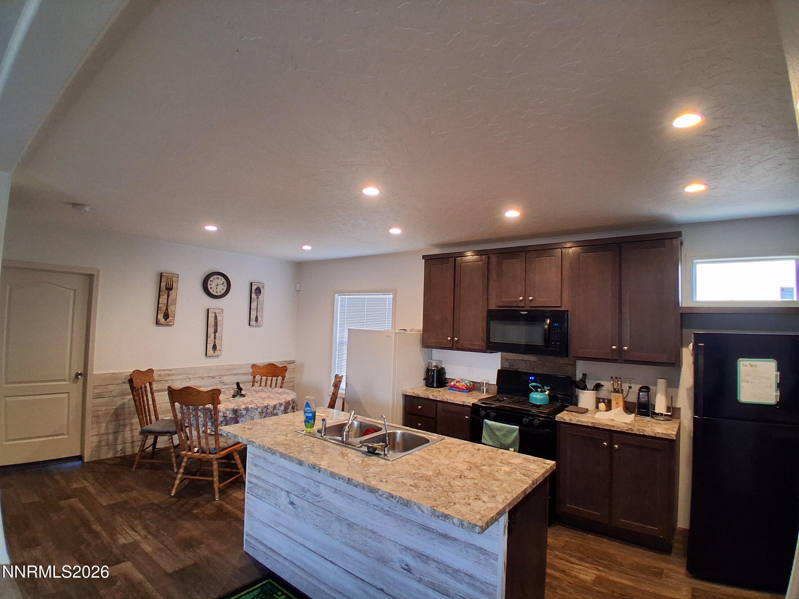 3430 Trento Lane Property Photo 4