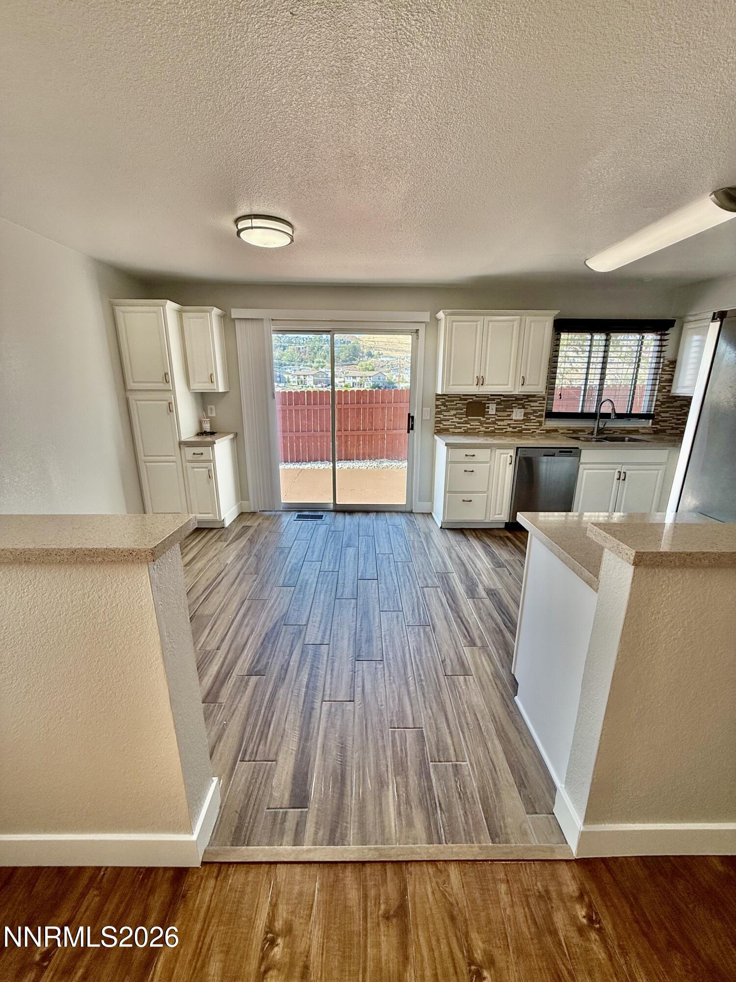 2357 Melody Lane Property Photo 8