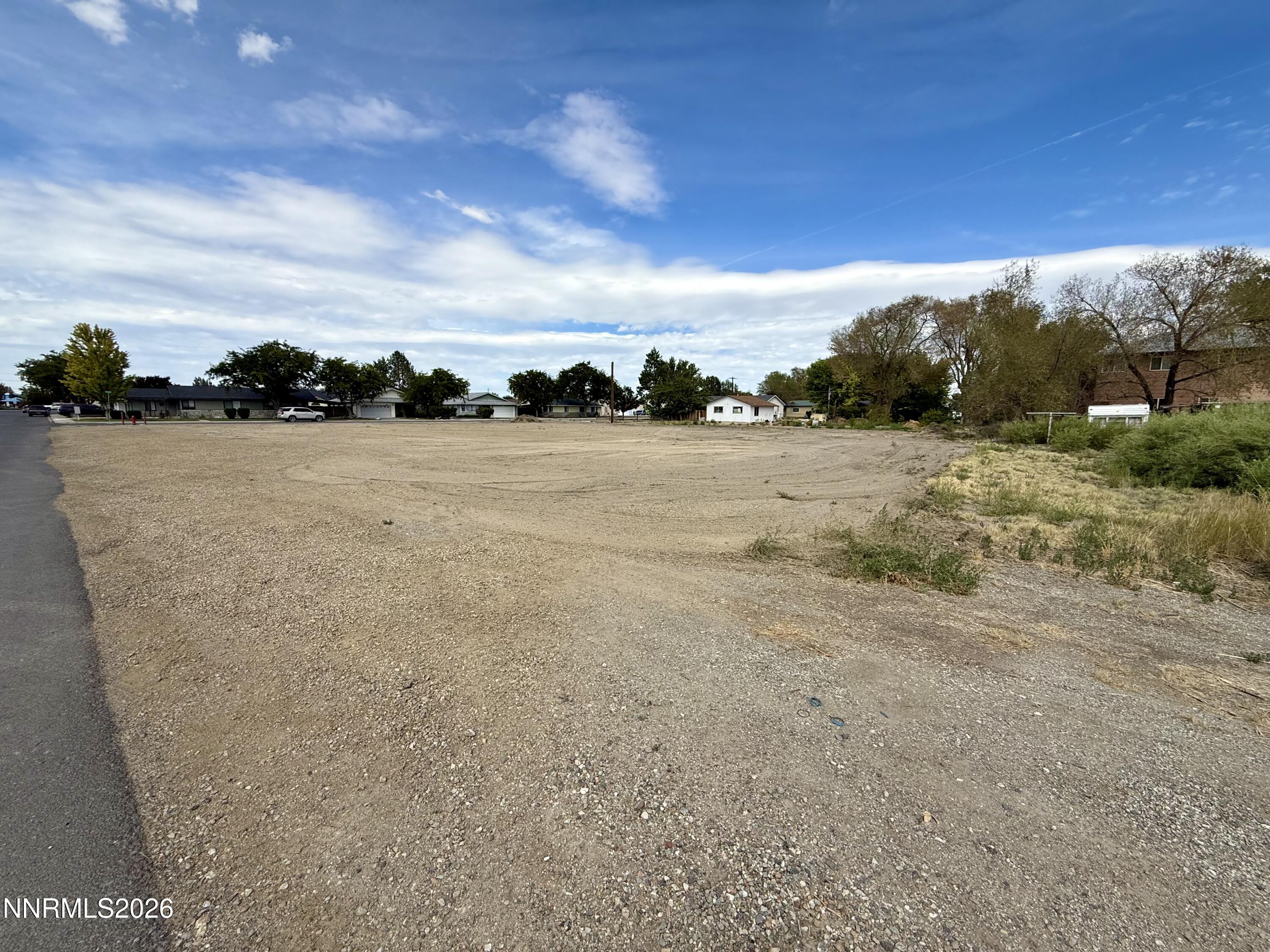 466 S Whitacre Street Property Photo 2