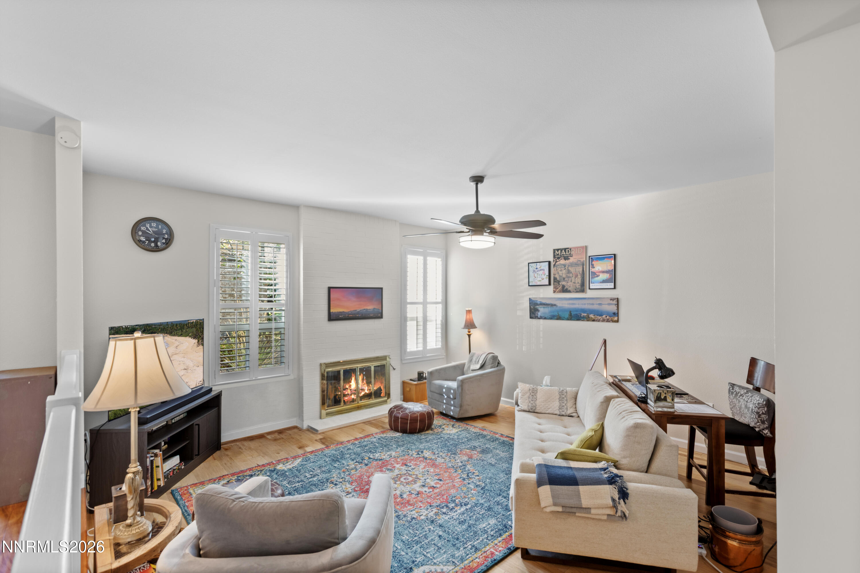 1529 Foster Drive Property Photo 3