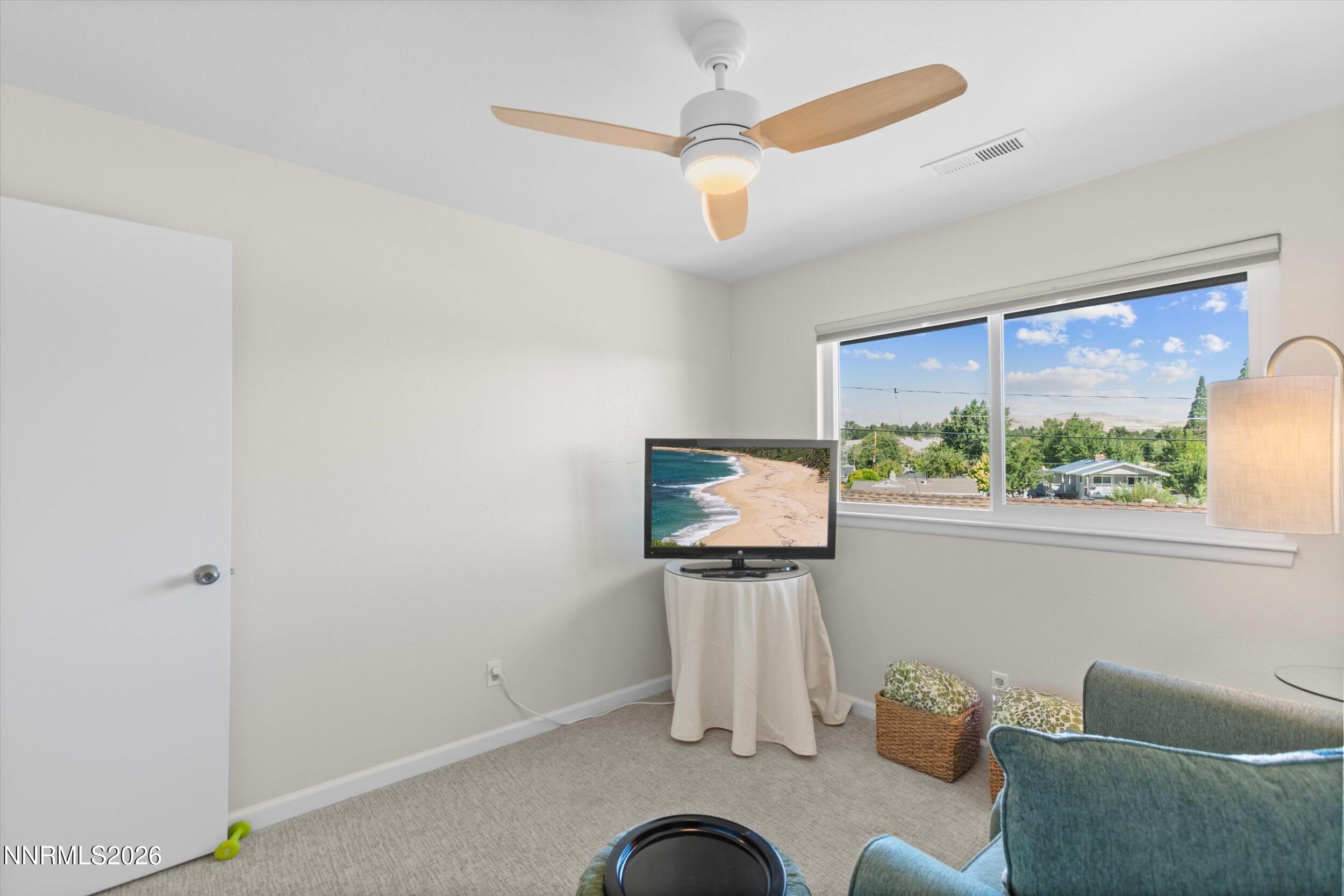 1529 Foster Drive Property Photo 11