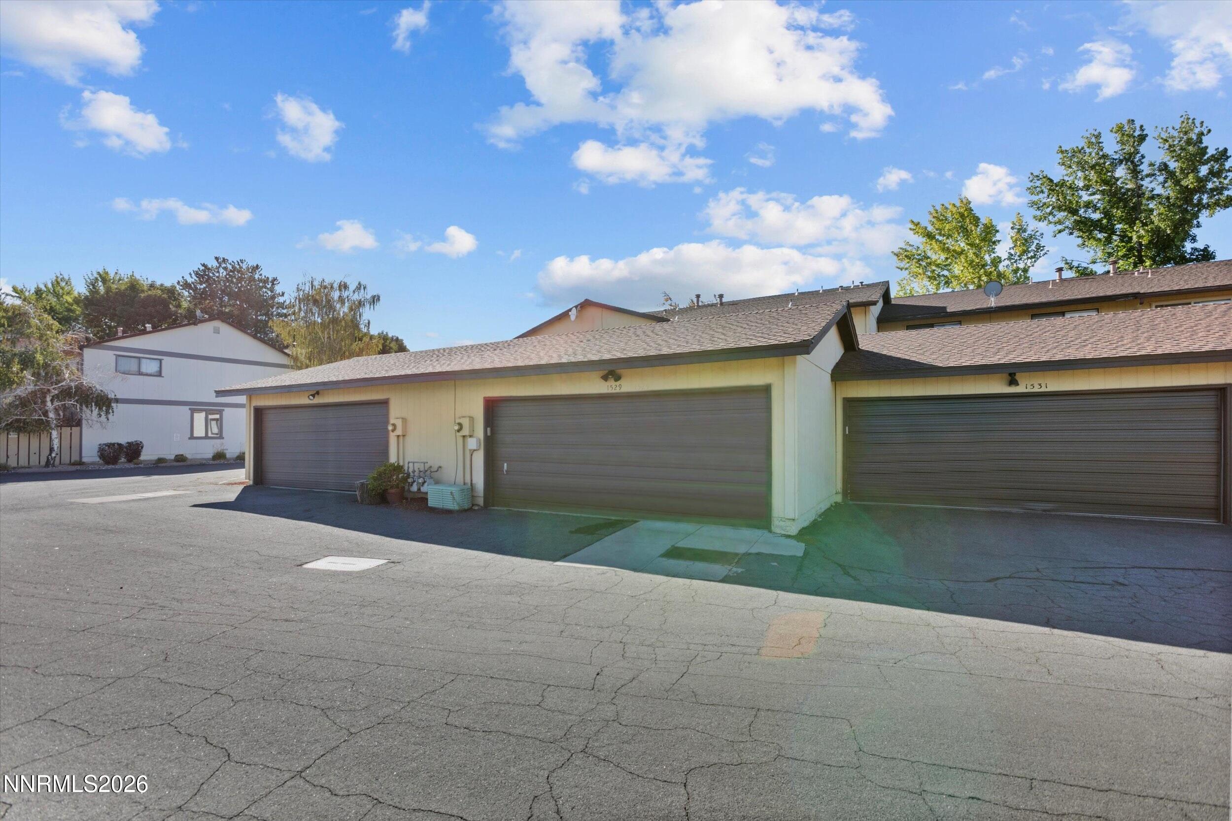 1529 Foster Drive Property Photo 17