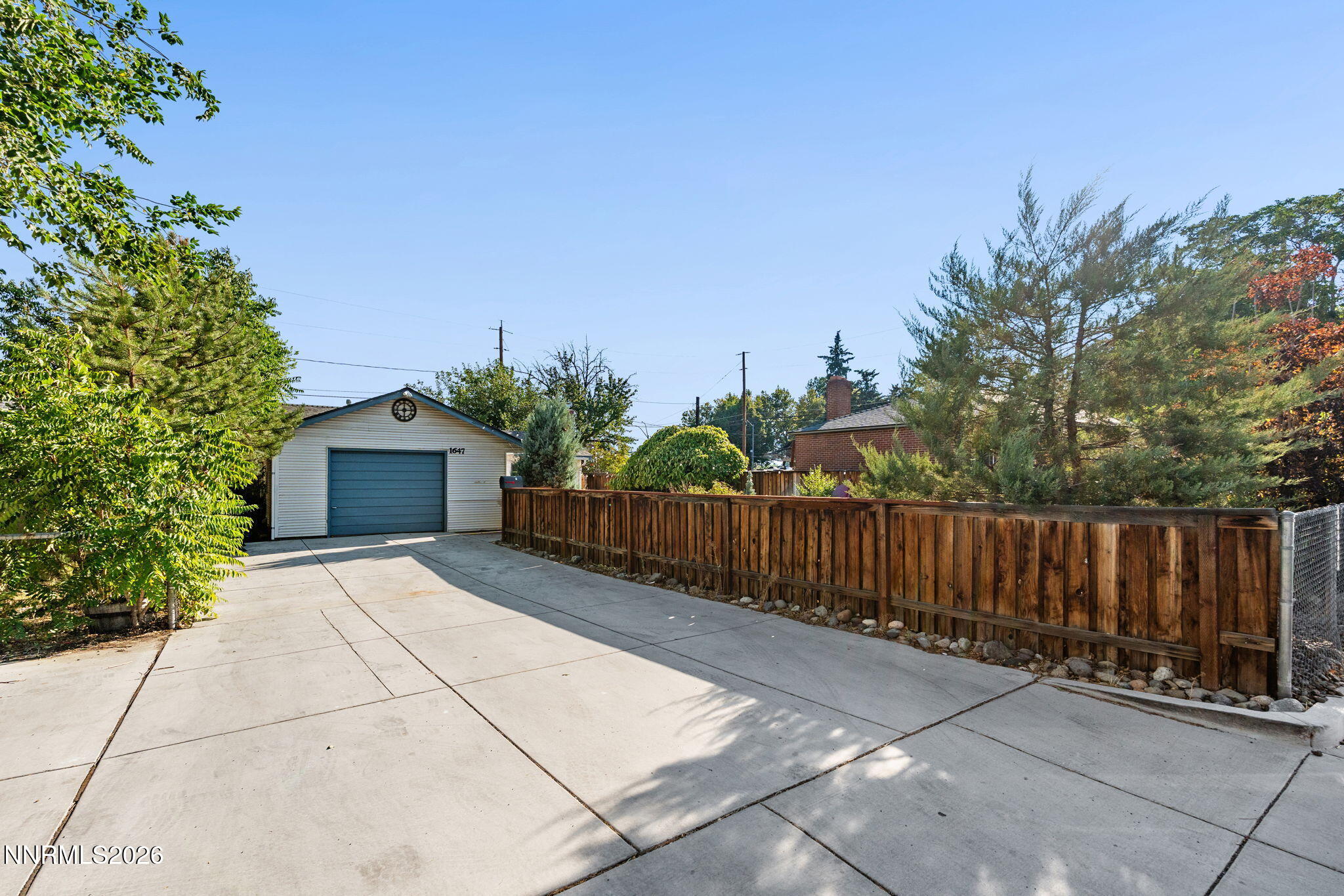 1647 F Street Property Photo 3