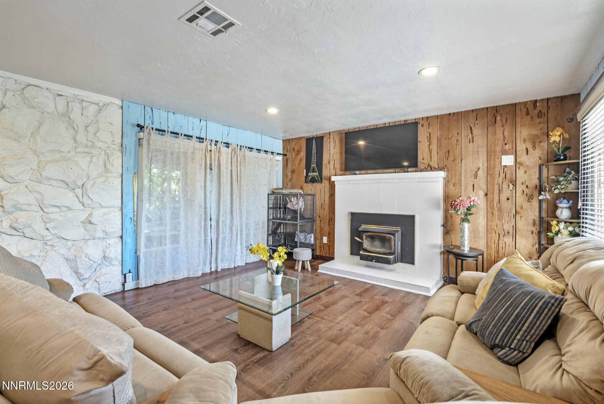 1647 F Street Property Photo 9